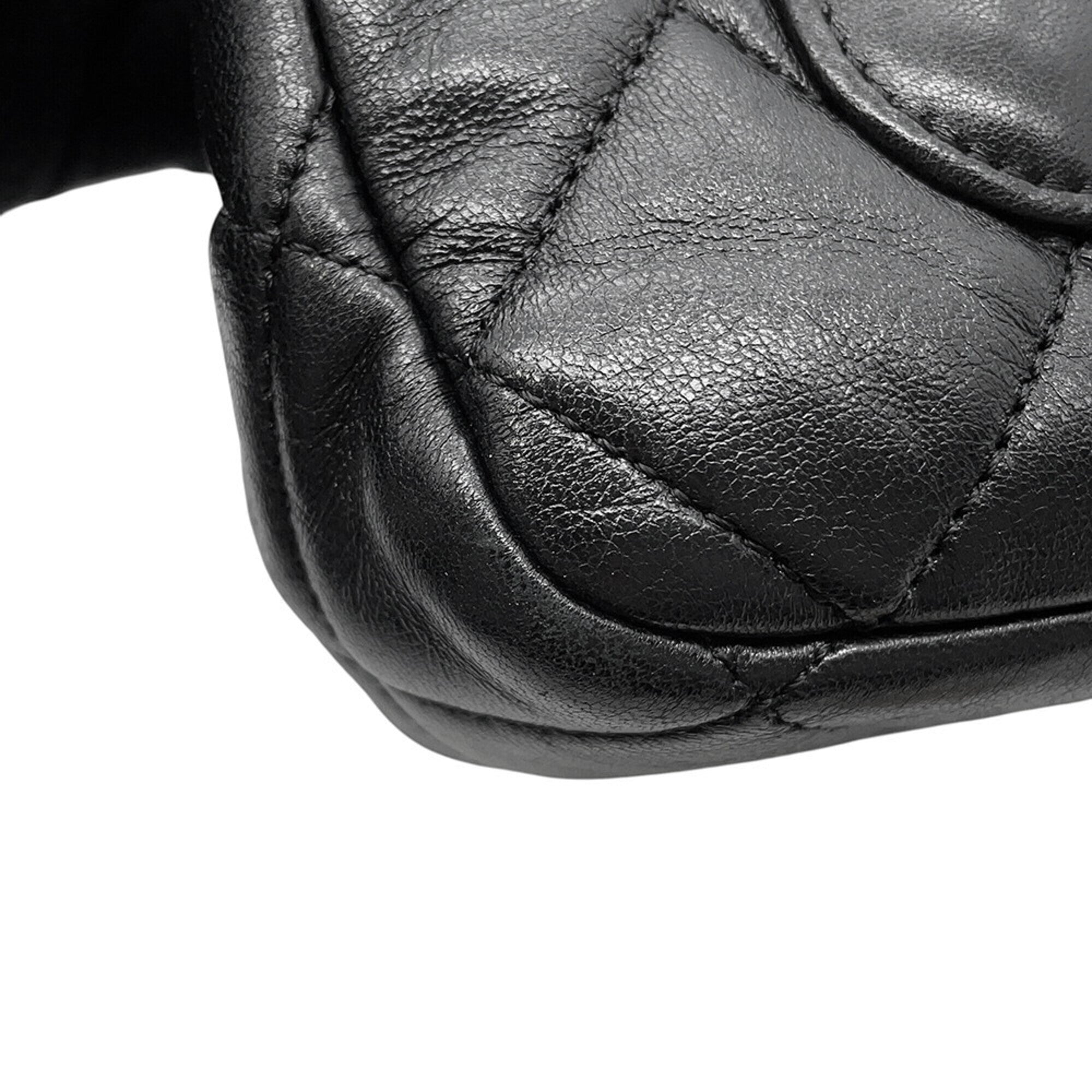 Chanel Black Leather Handbag Shoulder Bag (Pre-Owned)