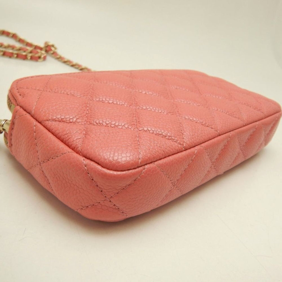Chanel Pink Grained Calfskin Shoulder Bag (Pre-Owned)