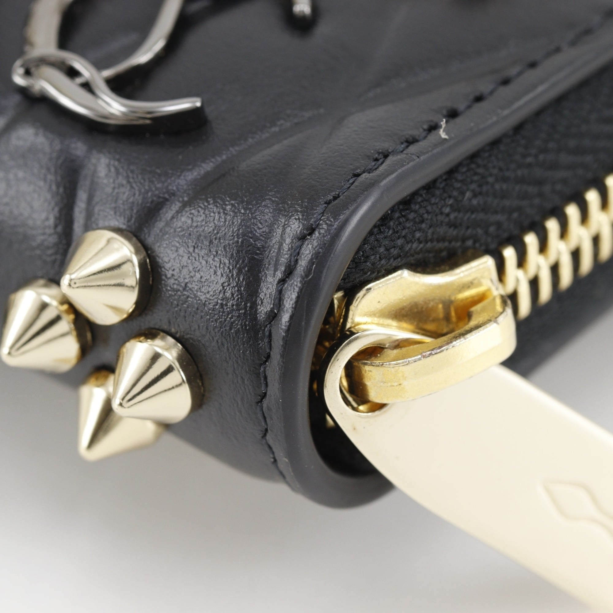 Christian Louboutin Black Leather Long Wallet (Bi-Fold) (Pre-Owned)