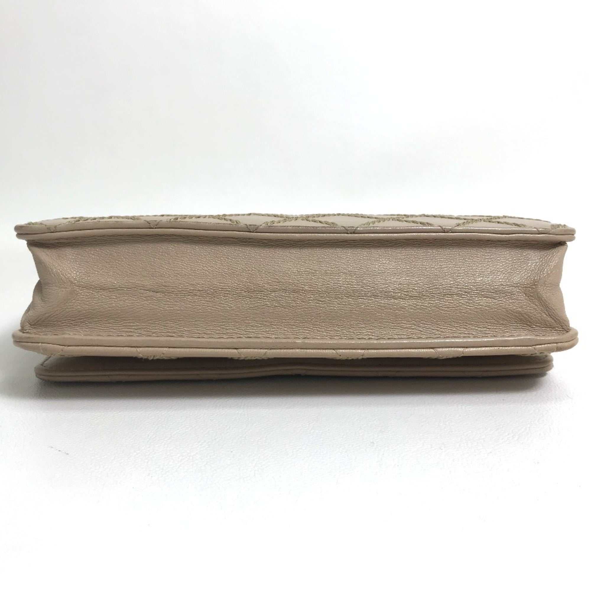 Chanel Beige Leather Chain/Shoulder Wallet (Pre-Owned)