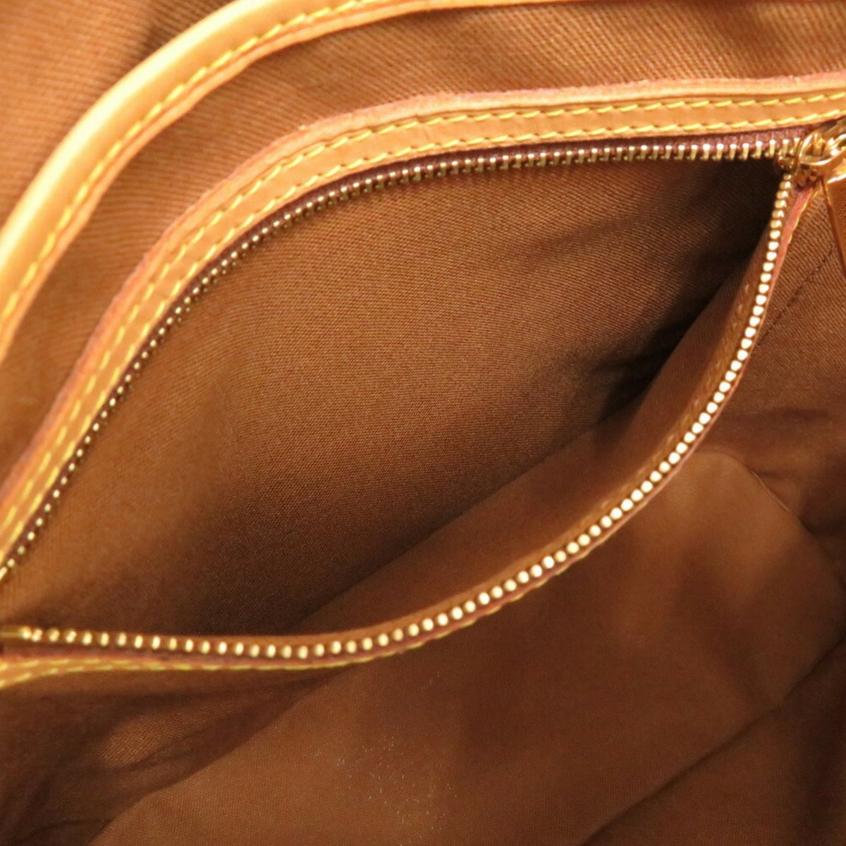 Louis Vuitton Brown Monogram Tote Bag (Pre-Owned)
