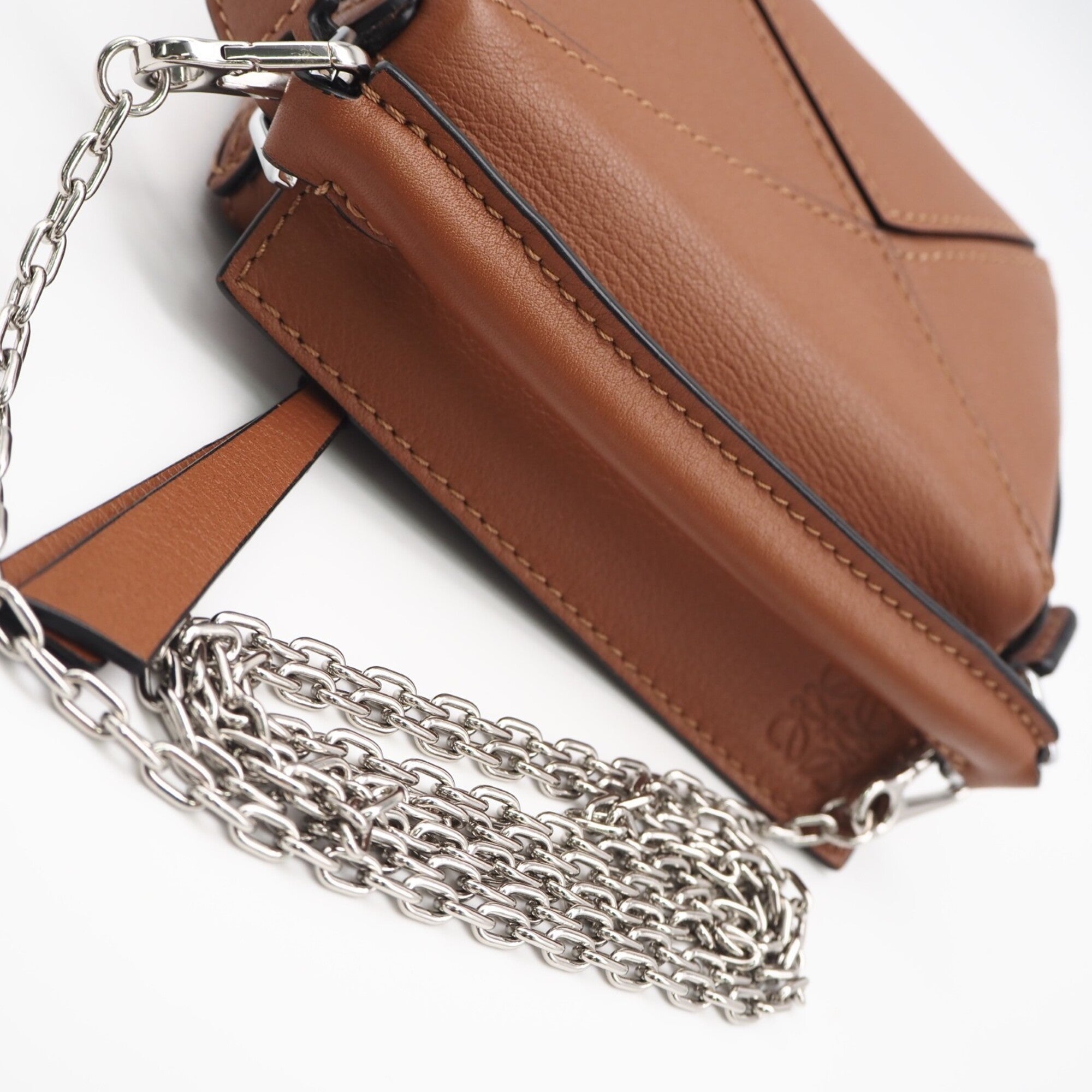 Loewe Puzzle Brown Leather Shoulder Bag (Pre-Owned)