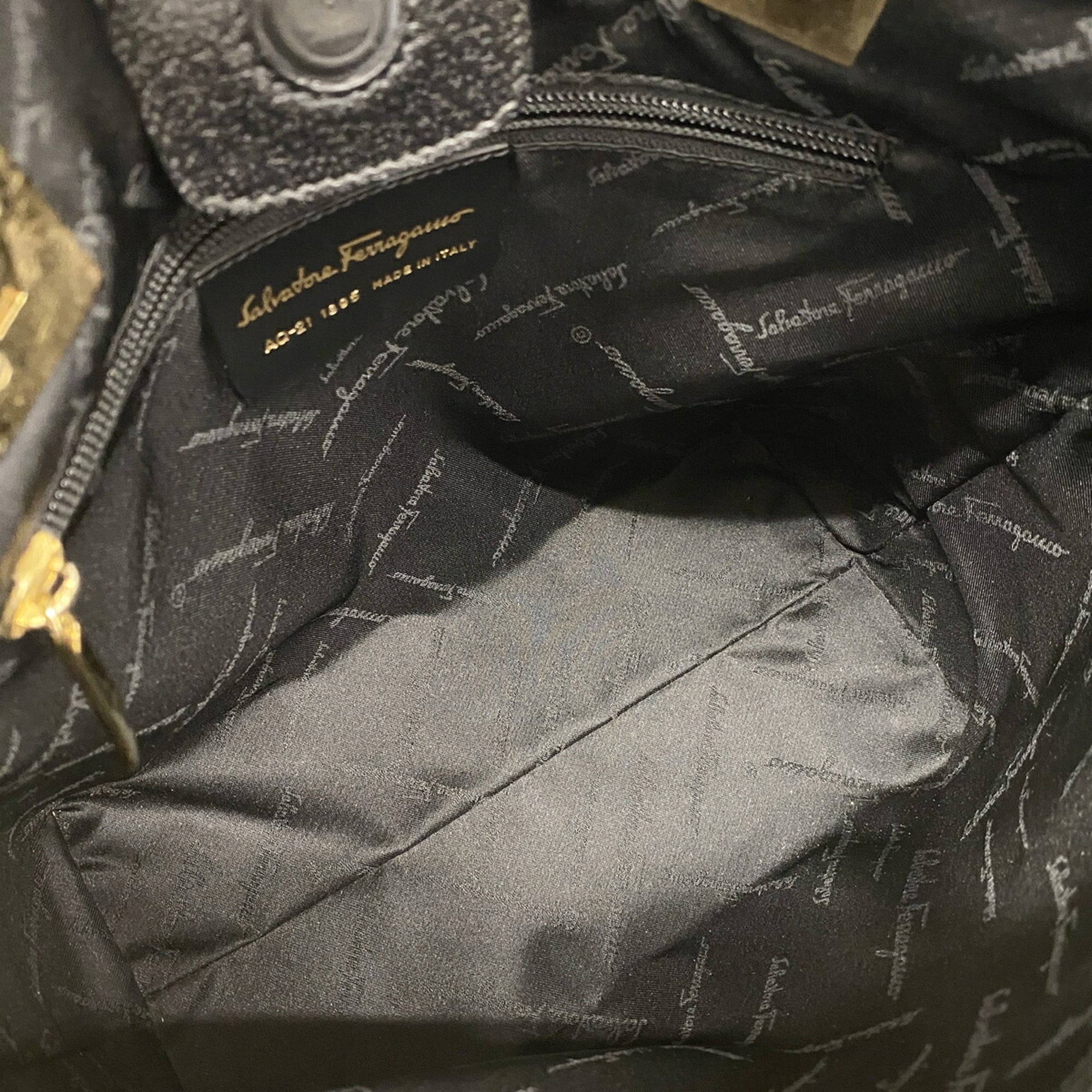 Salvatore Ferragamo Black Nylon Tote Bag (Pre-Owned)