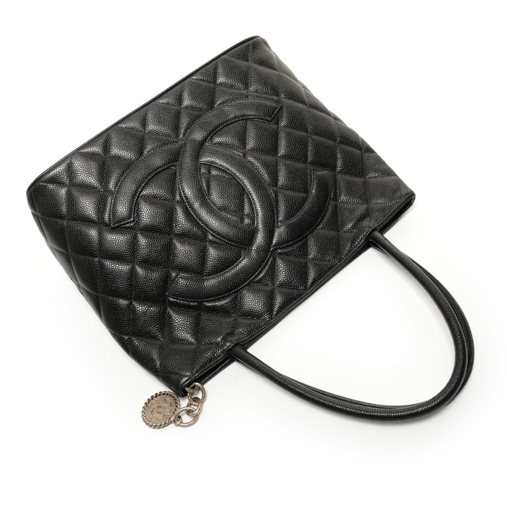 Chanel Black Grained Calfskin Tote Bag (Pre-Owned)