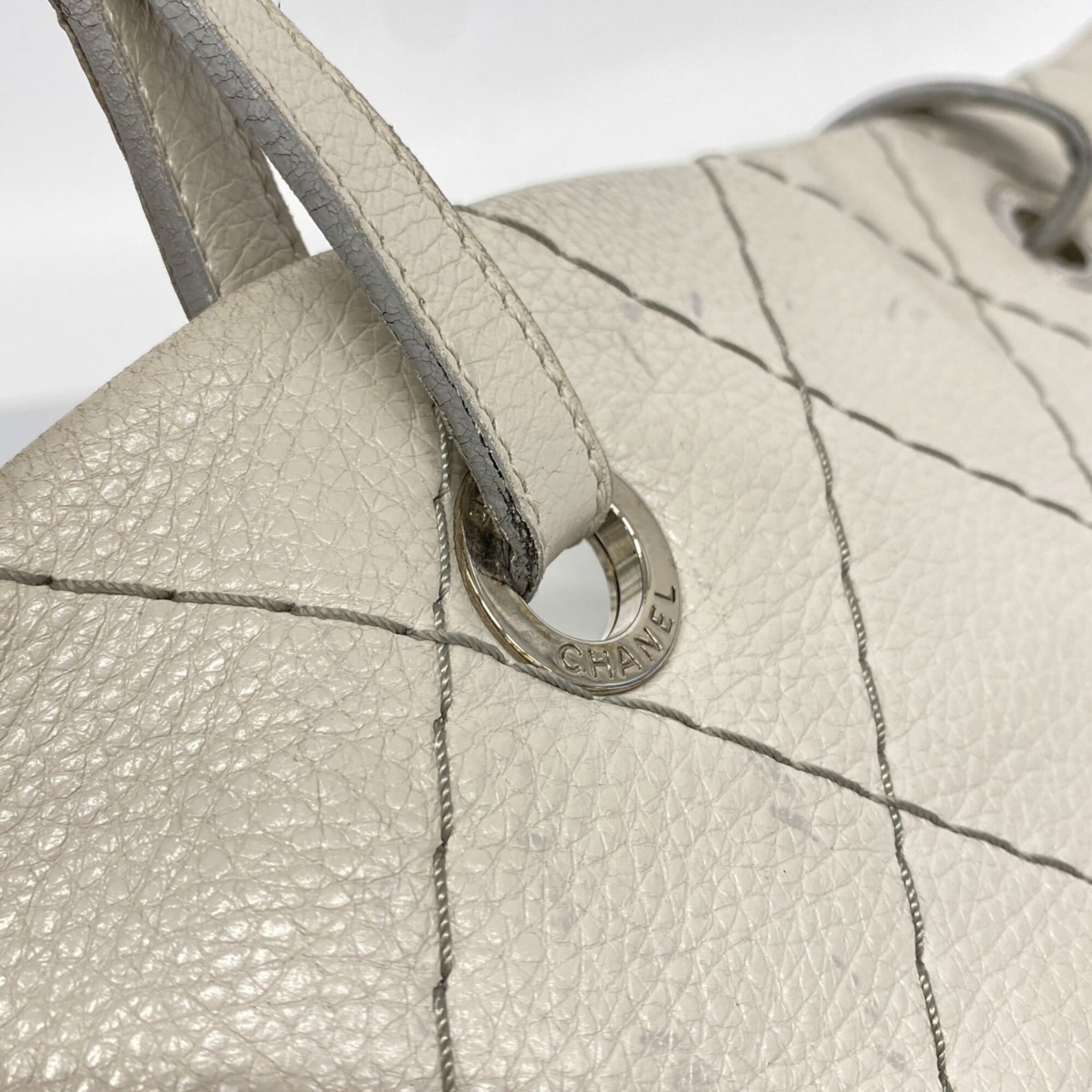 Chanel Gray Leather Tote Bag (Pre-Owned)