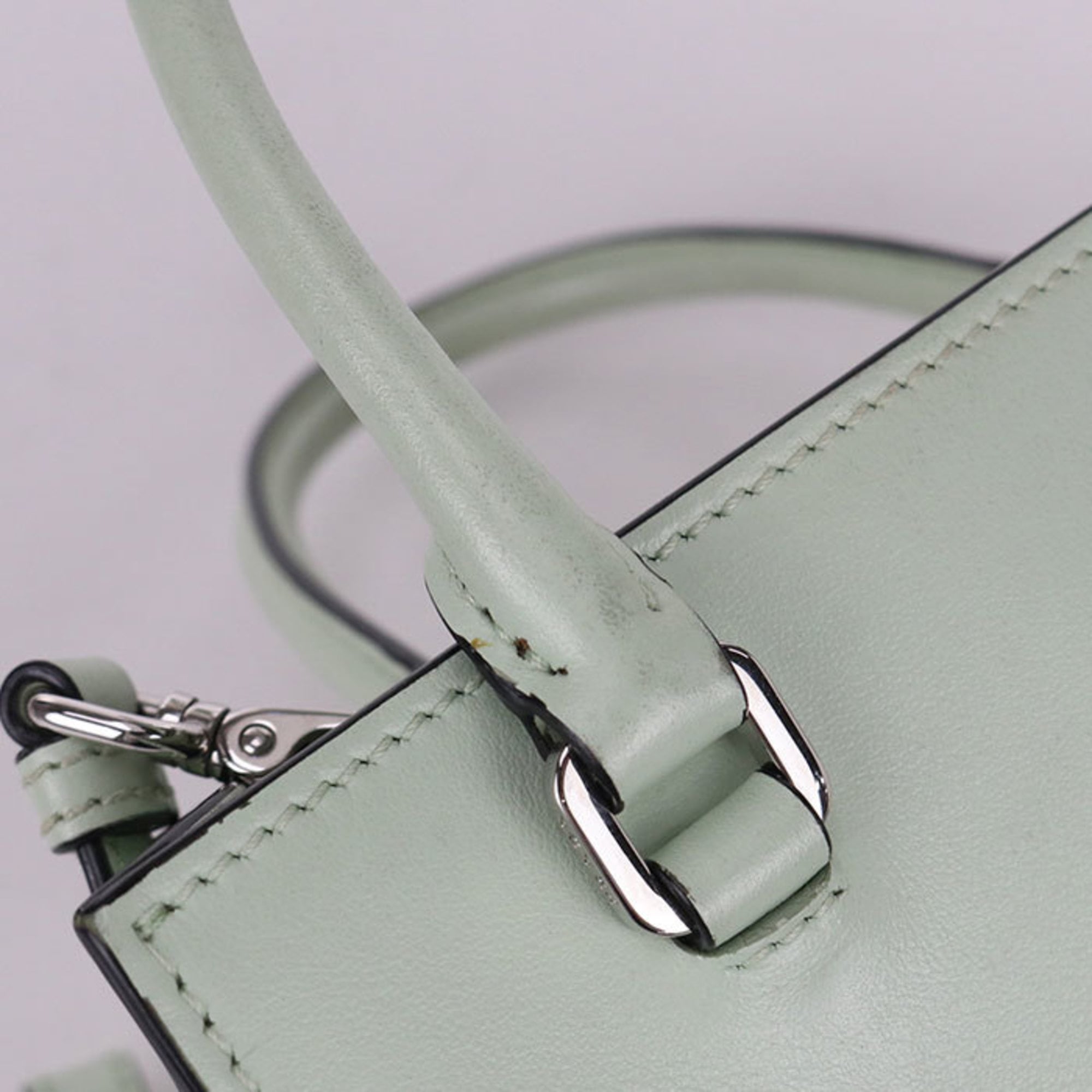 Prada Green Leather Handbag (Pre-Owned)