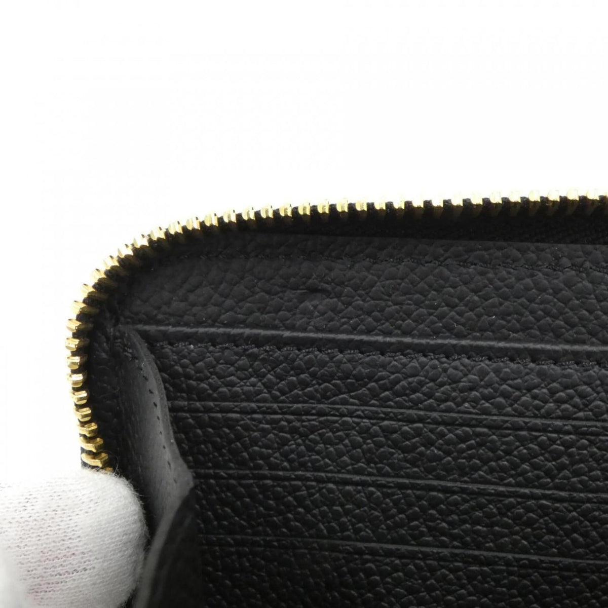 Louis Vuitton Black Leather Long Wallet (Bi-Fold) (Pre-Owned)