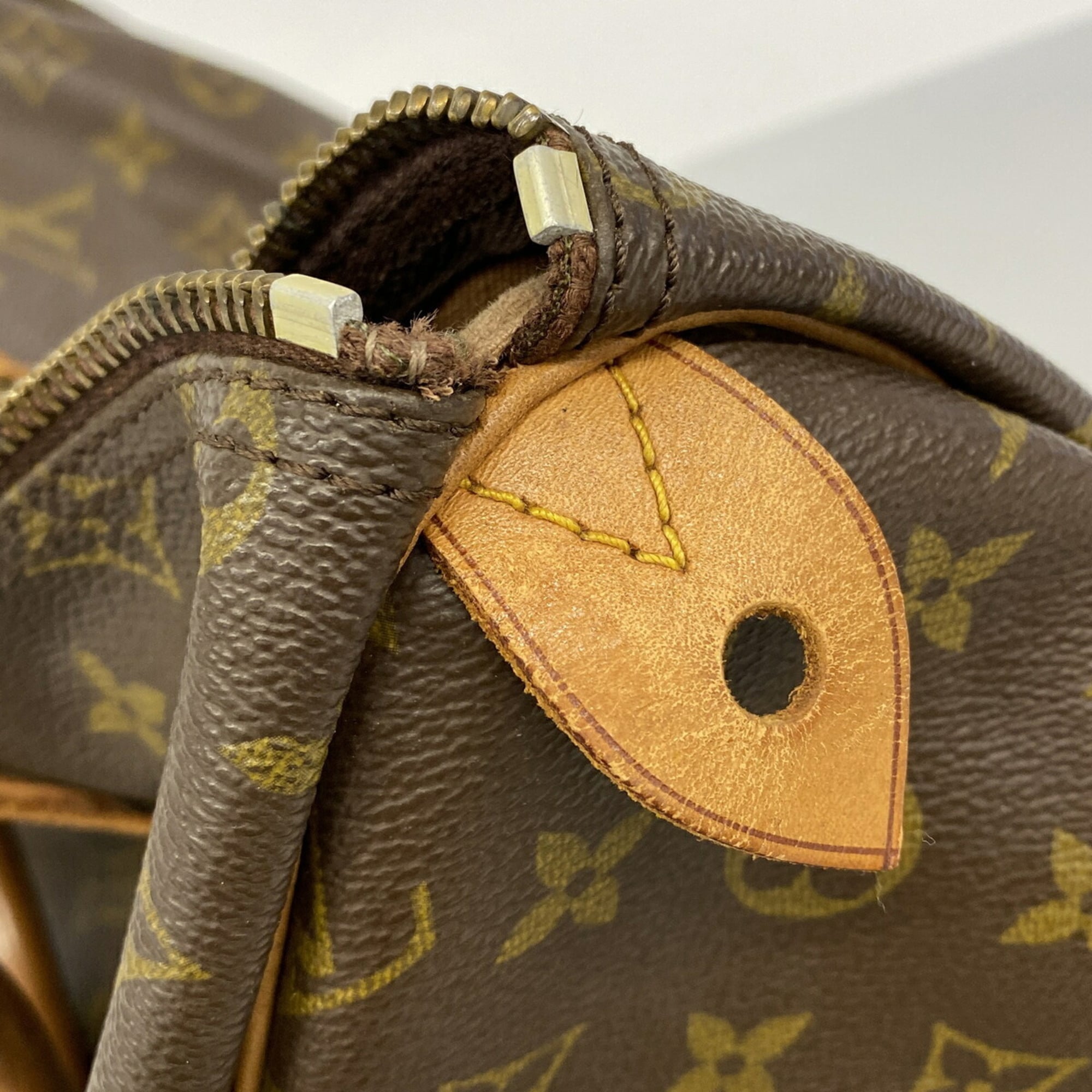 Louis Vuitton Brown Handbag (Pre-Owned)