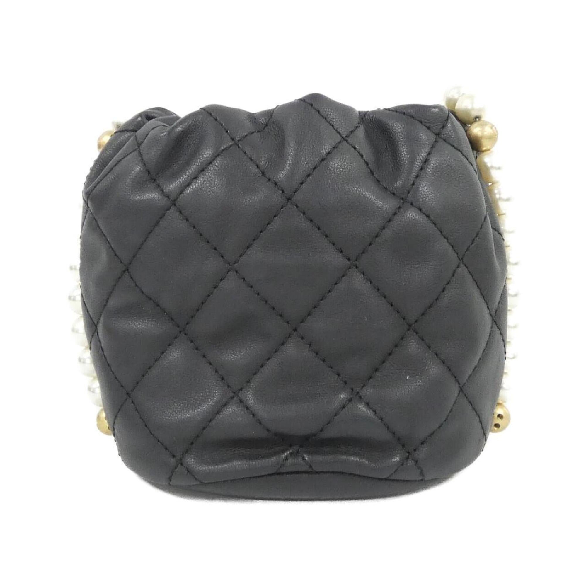 Chanel Black Artificial Pearl Leather Shoulder Bag (Pre-Owned)