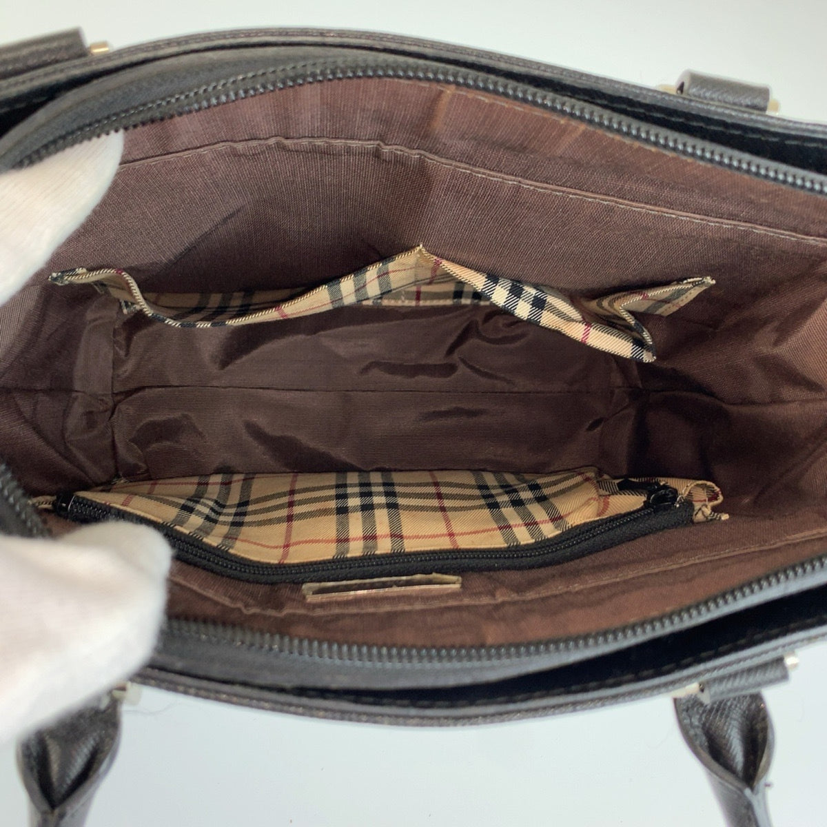 Burberry Black Leather Shoulder Bag Tote Bag (Pre-Owned)