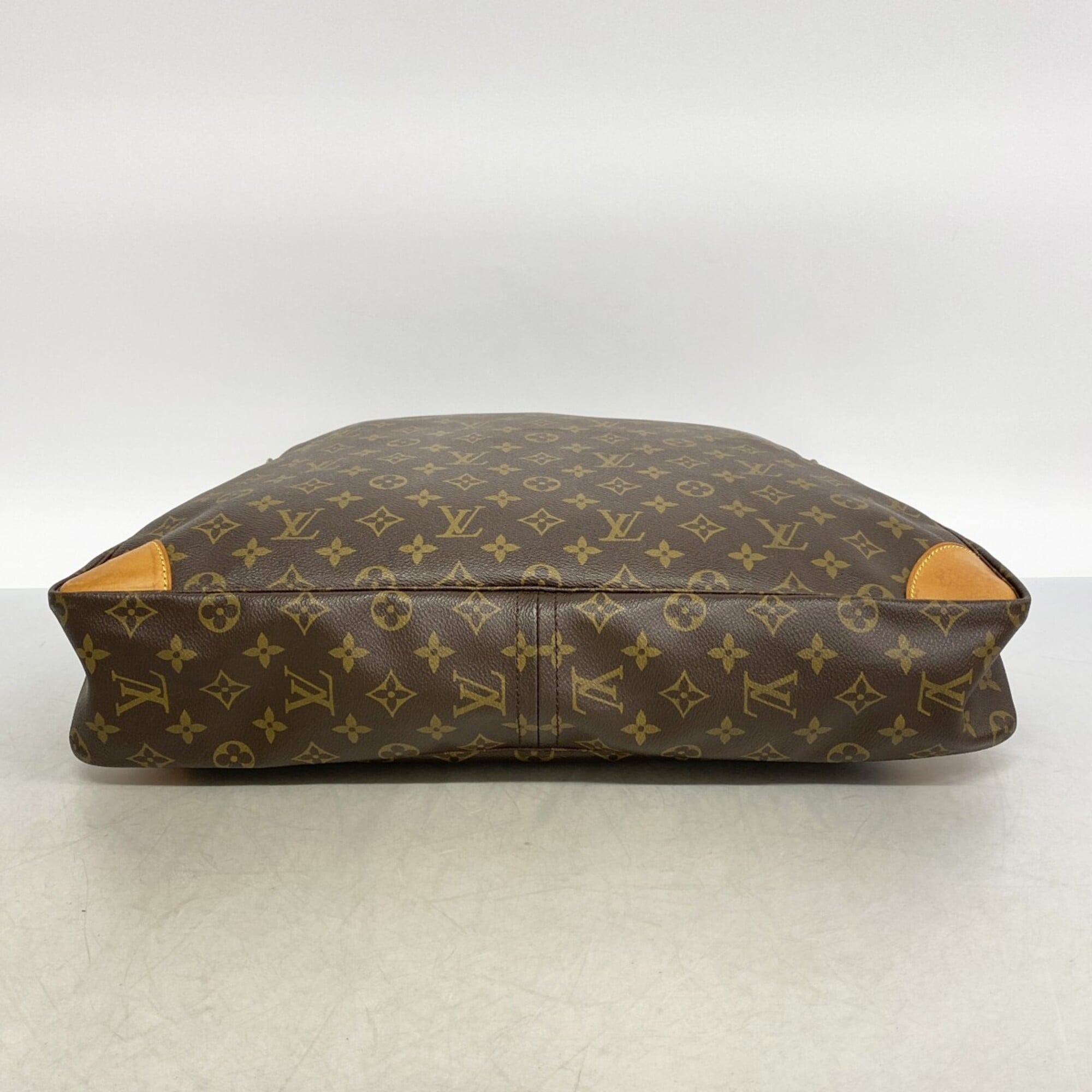 Louis Vuitton Brown Shoulder Bag (Pre-Owned)
