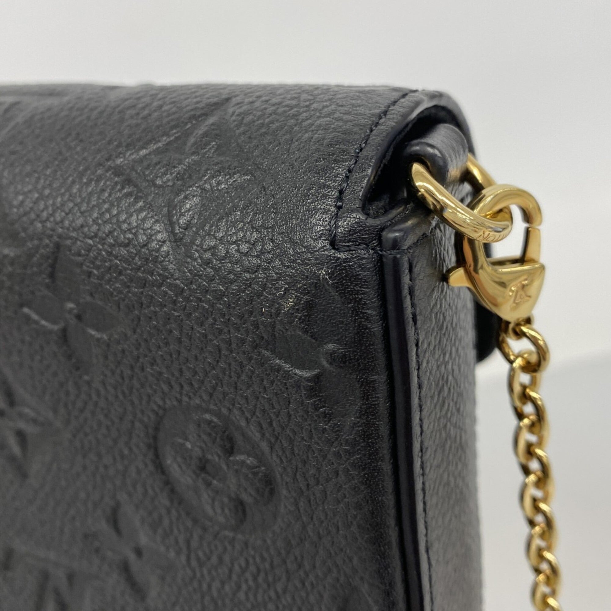 Louis Vuitton Noir Chain/Shoulder Wallet (Pre-Owned)