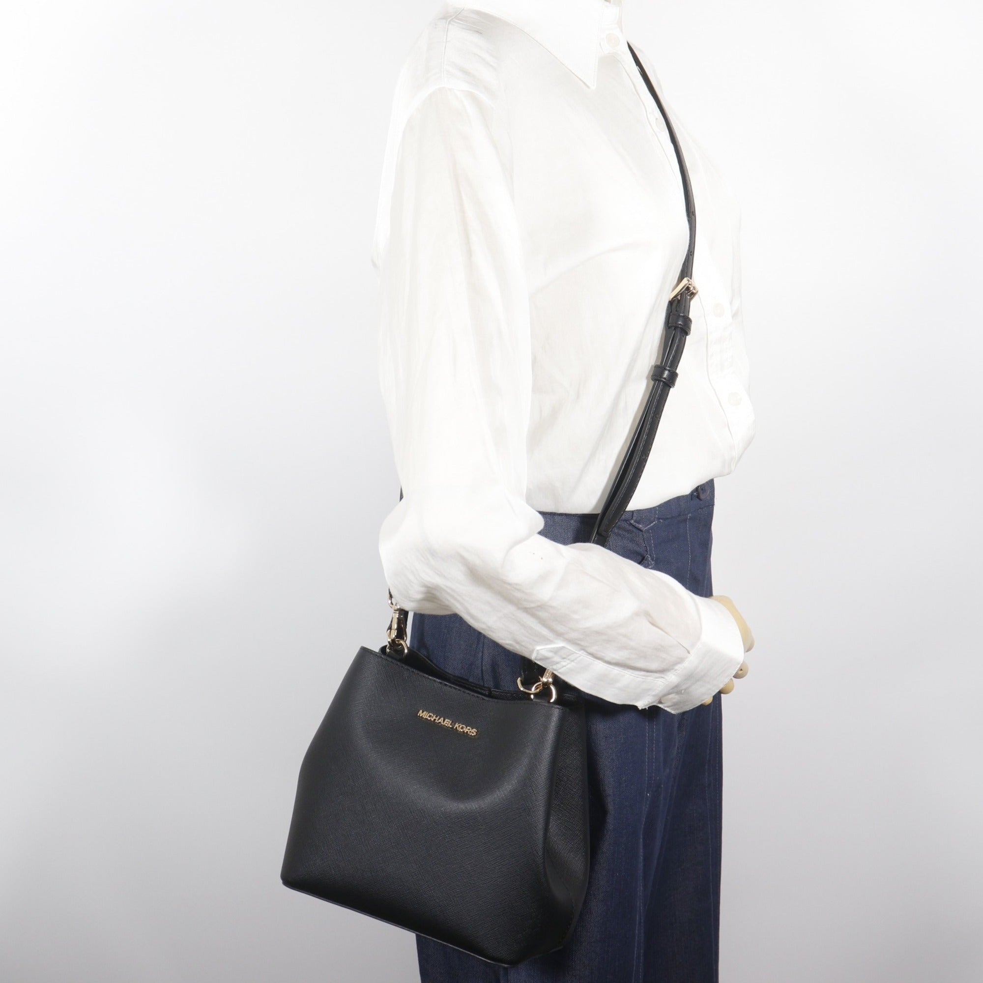 Michael Kors Black Pvc Handbag Sling Bag (Pre-Owned)