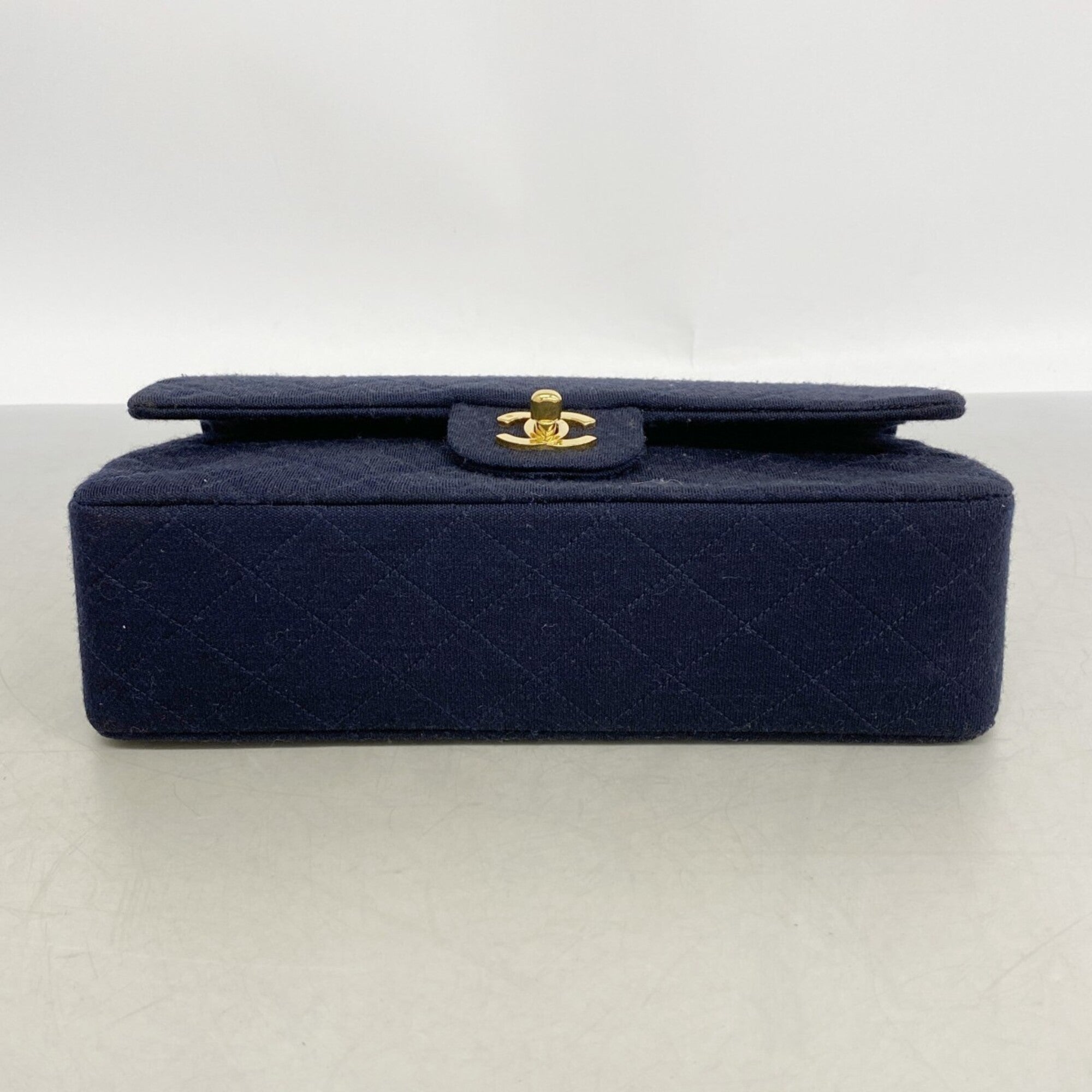 Chanel Navy Shoulder Bag (Pre-Owned)
