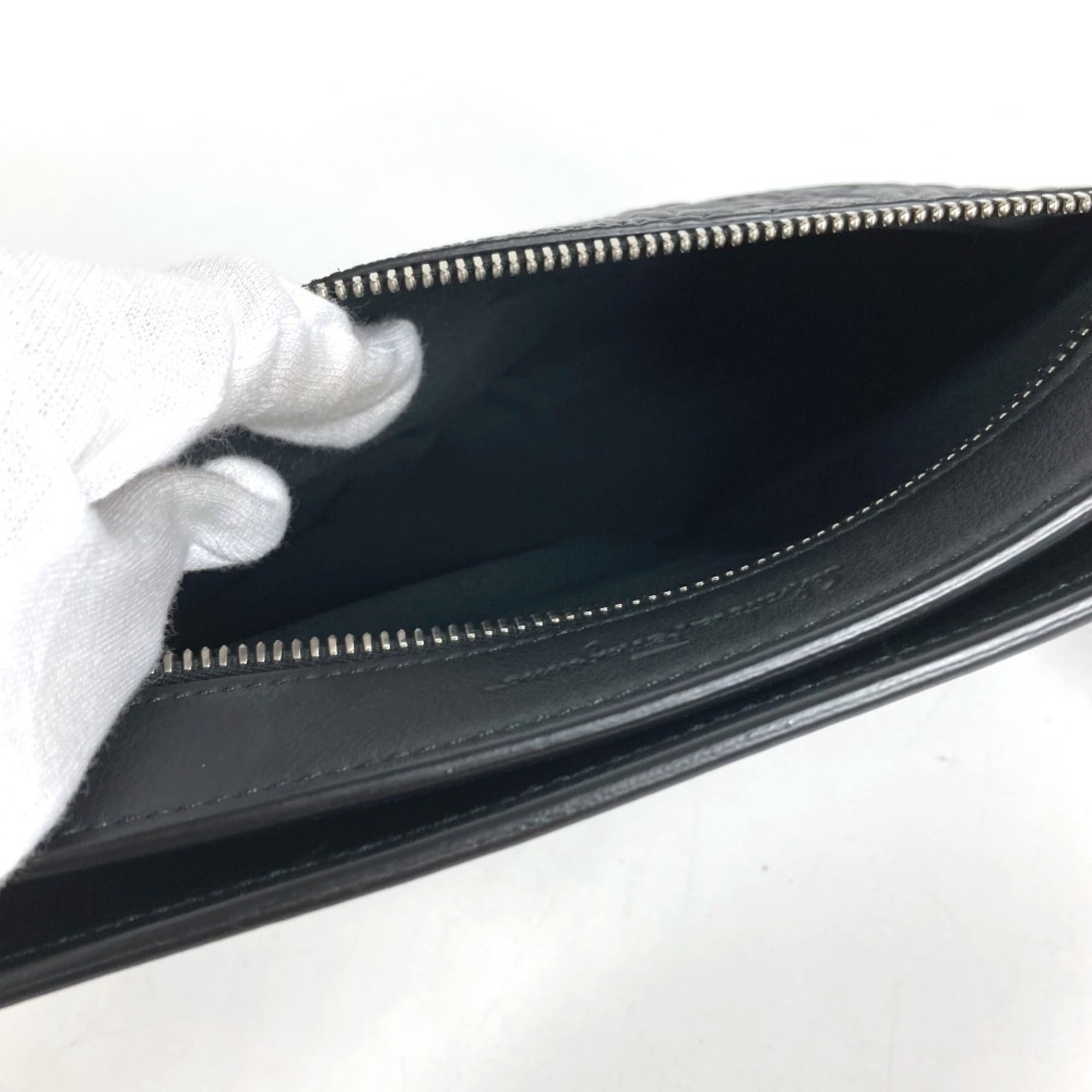 Salvatore Ferragamo Black Leather Clutch Bag Pouch (Pre-Owned)