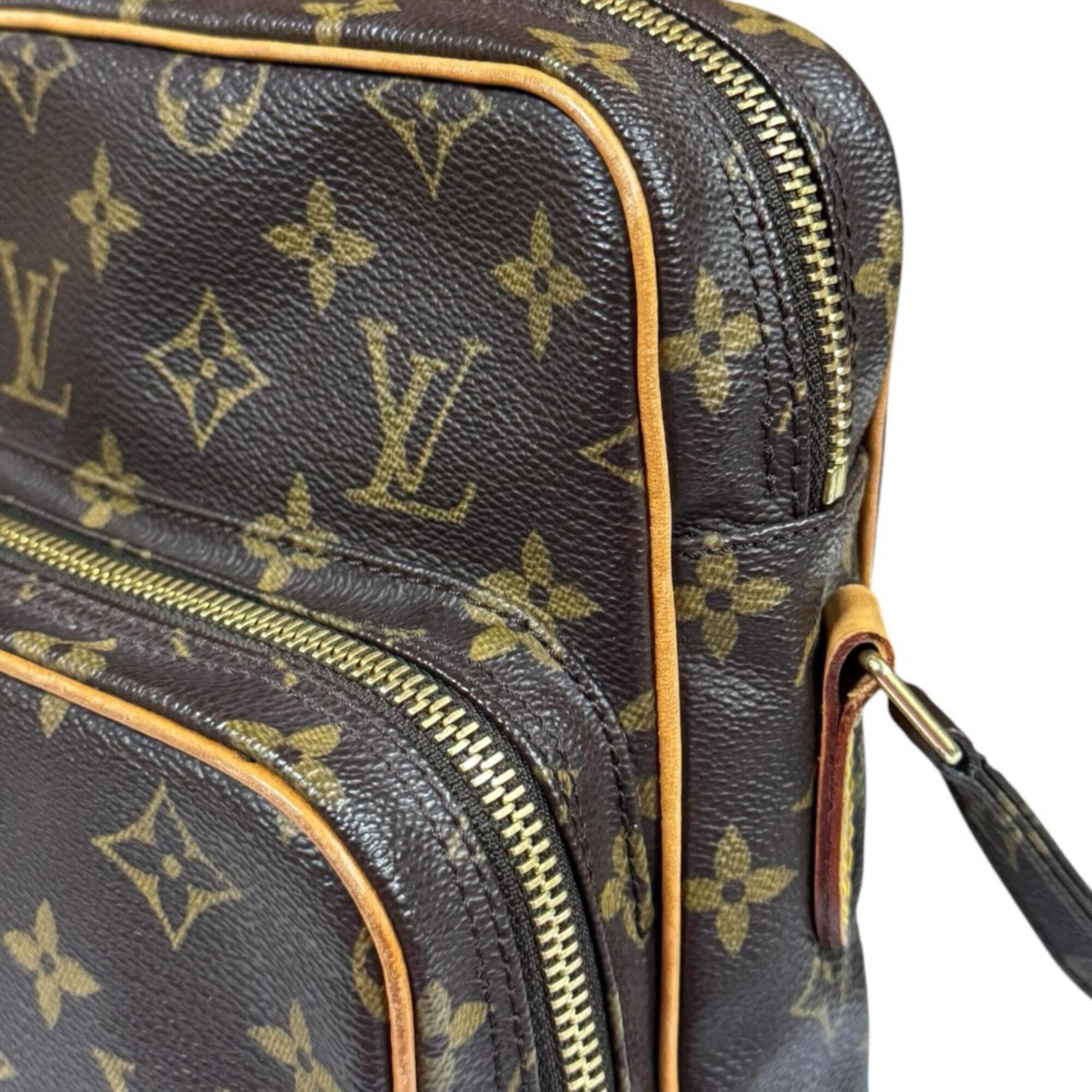 Louis Vuitton Brown Monogram Shoulder Bag (Pre-Owned)