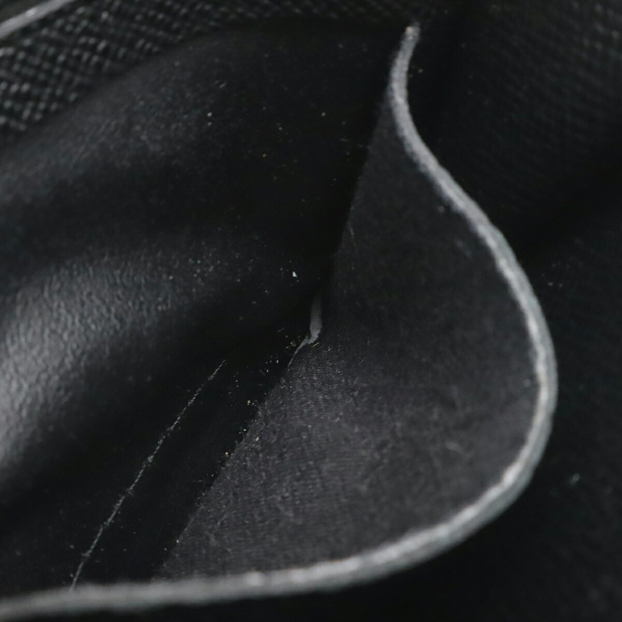 Louis Vuitton Black Noir Epi Leather Coin Purse/Coin Case (Pre-Owned)
