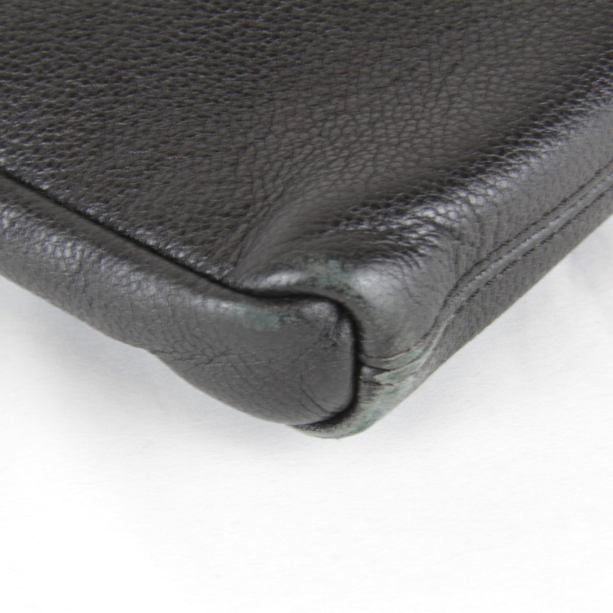 Salvatore Ferragamo Black White Leather Clutch Bag (Pre-Owned)