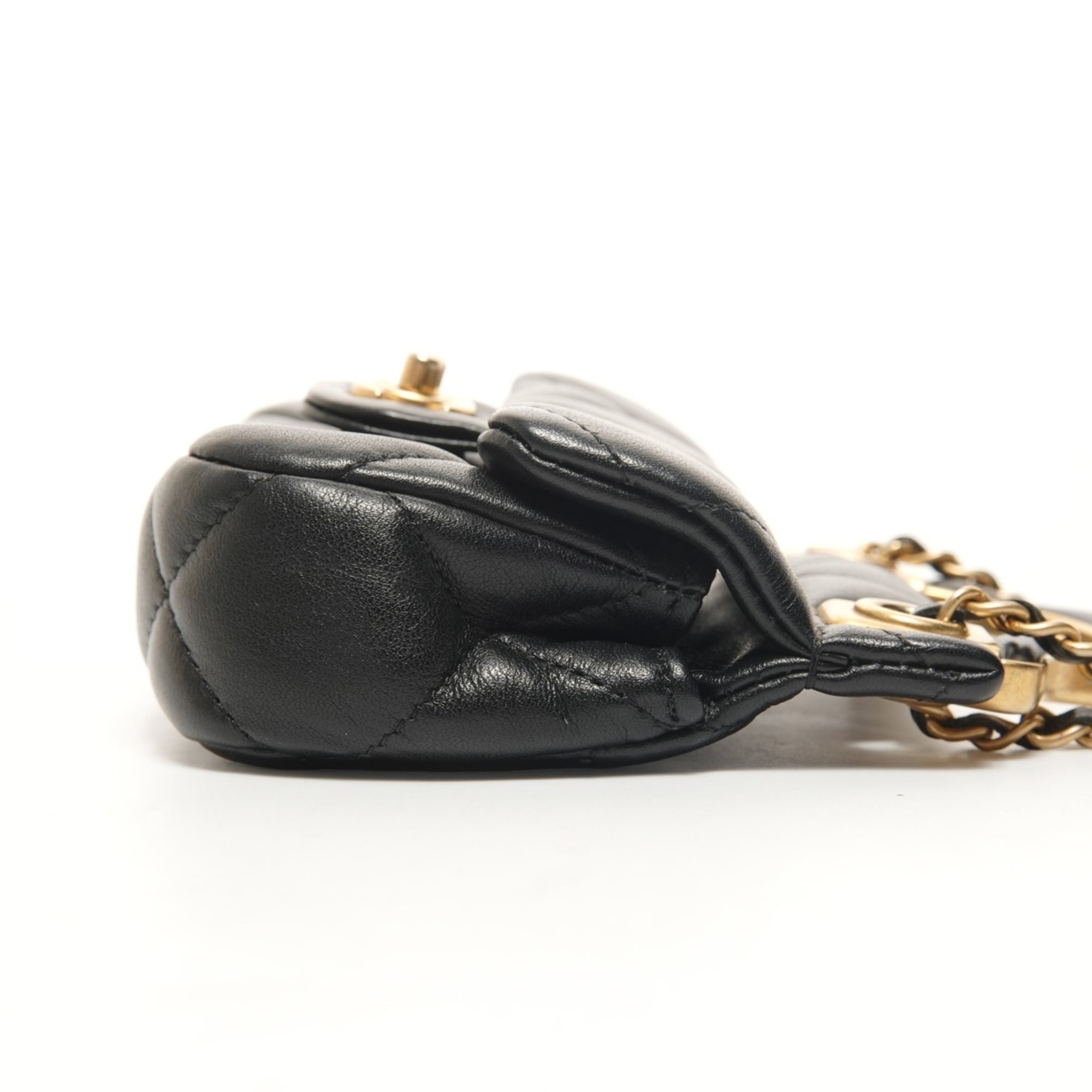 Chanel Matelasse Black Clear Chain/Shoulder Wallet (Pre-Owned)