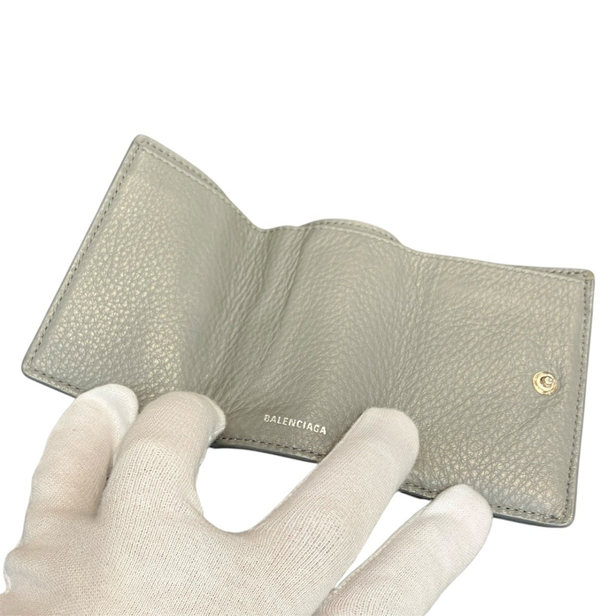 Balenciaga Gray Leather Wallet (Tri-Fold) (Pre-Owned)