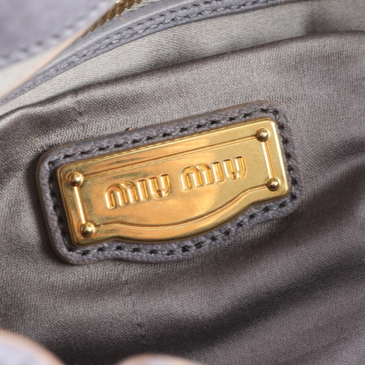 Miu Miu Matelasse Gray Leather Handbag Shoulder Bag (Pre-Owned)