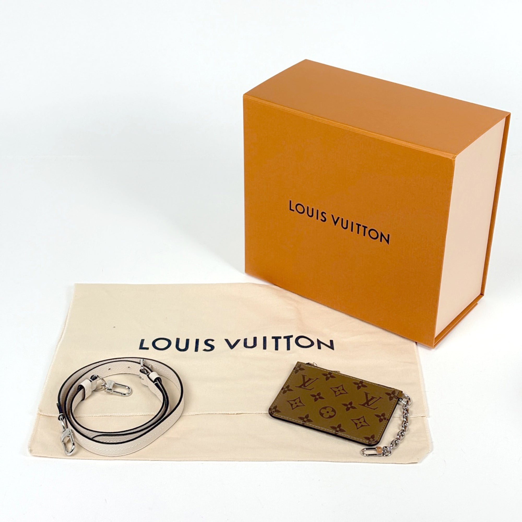 Louis Vuitton Epi Leather Handbag (Pre-Owned)
