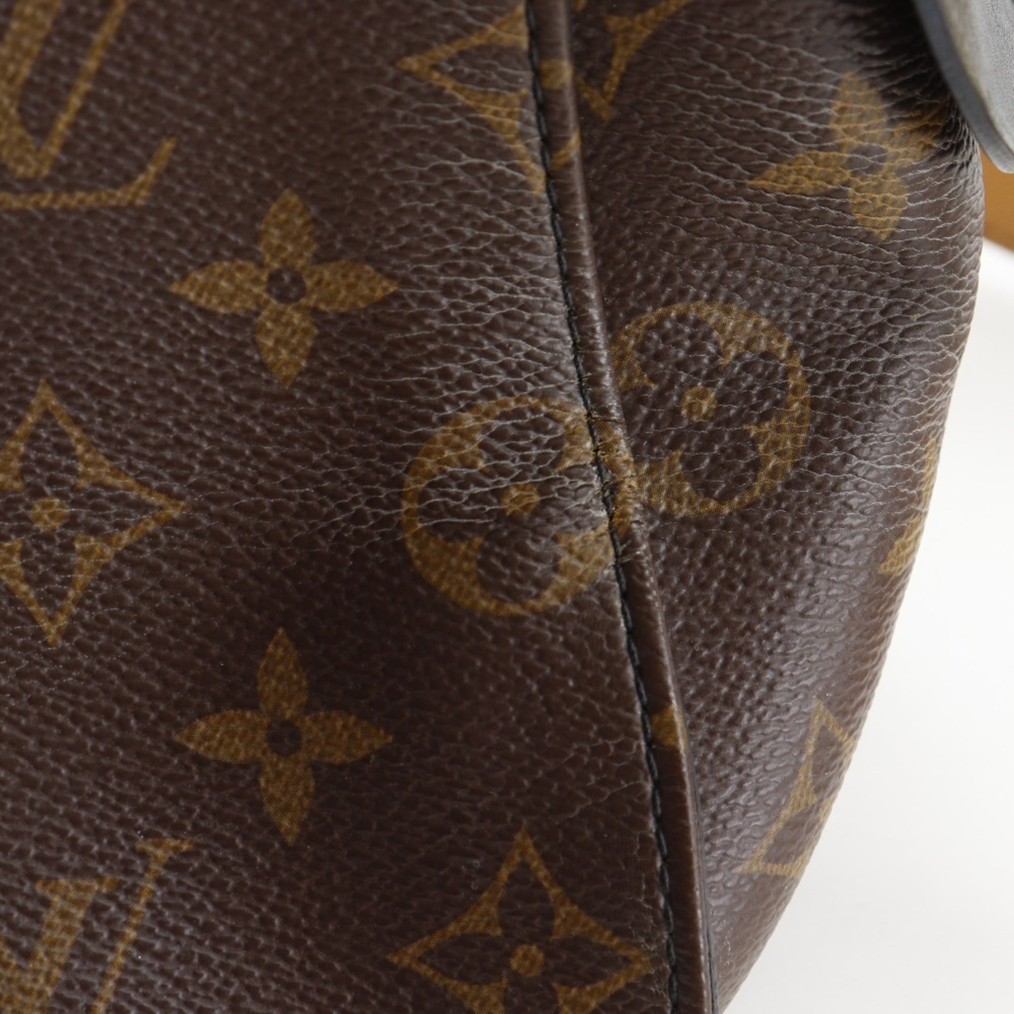 Louis Vuitton Brown Monogram Canvas Handbag Tote Bag (Pre-Owned)