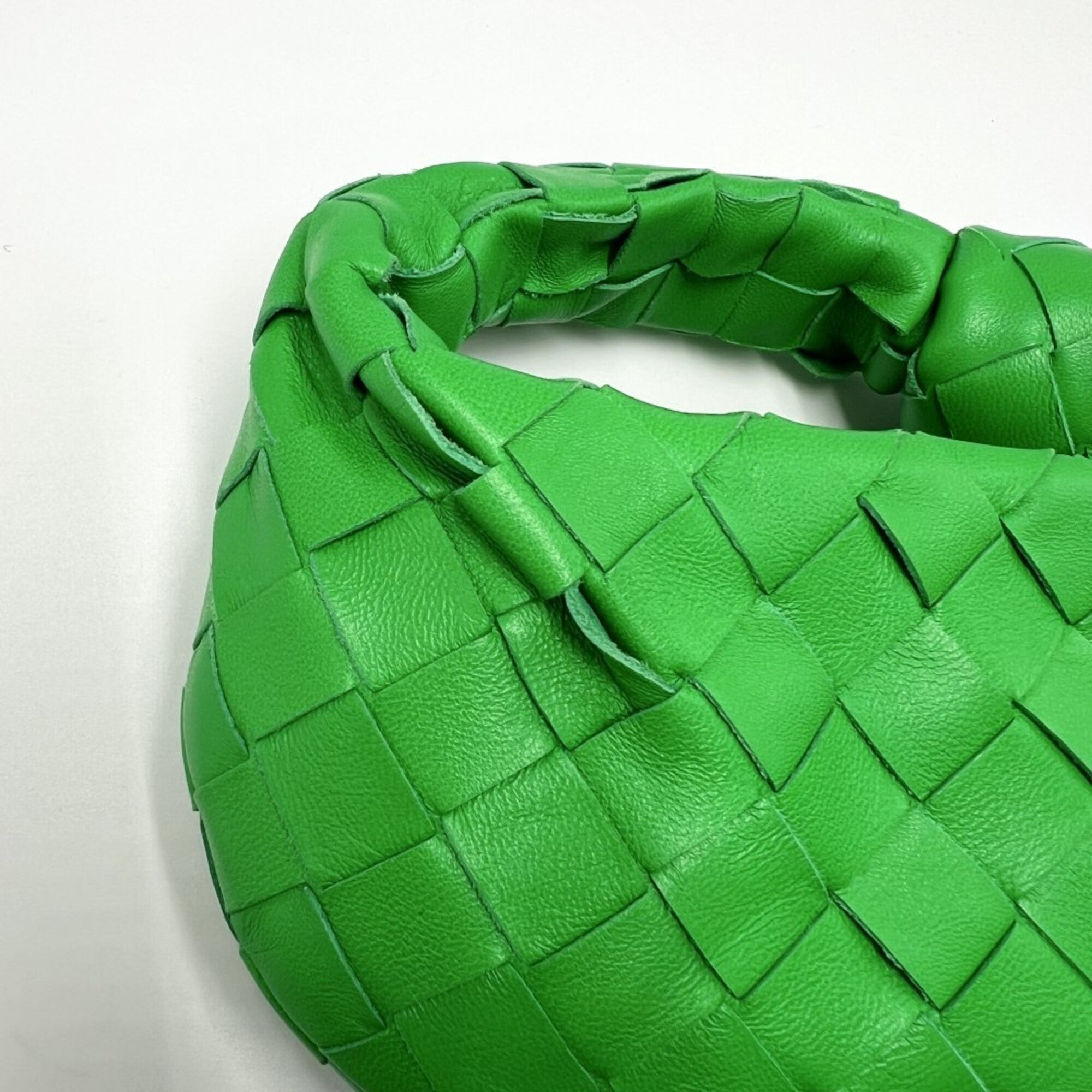 Bottega Veneta Green Leather Handbag (Pre-Owned)
