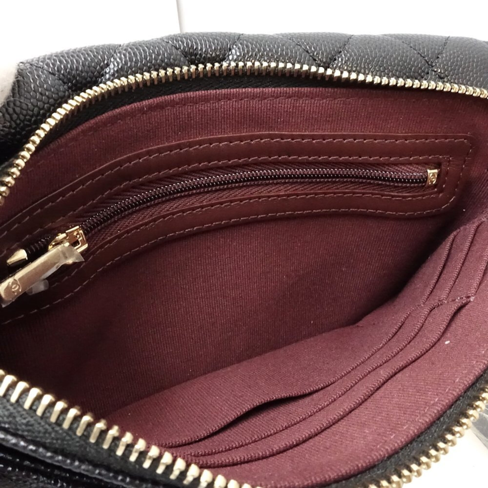 Chanel Black Grained Calfskin Chain/Shoulder Wallet (Pre-Owned)