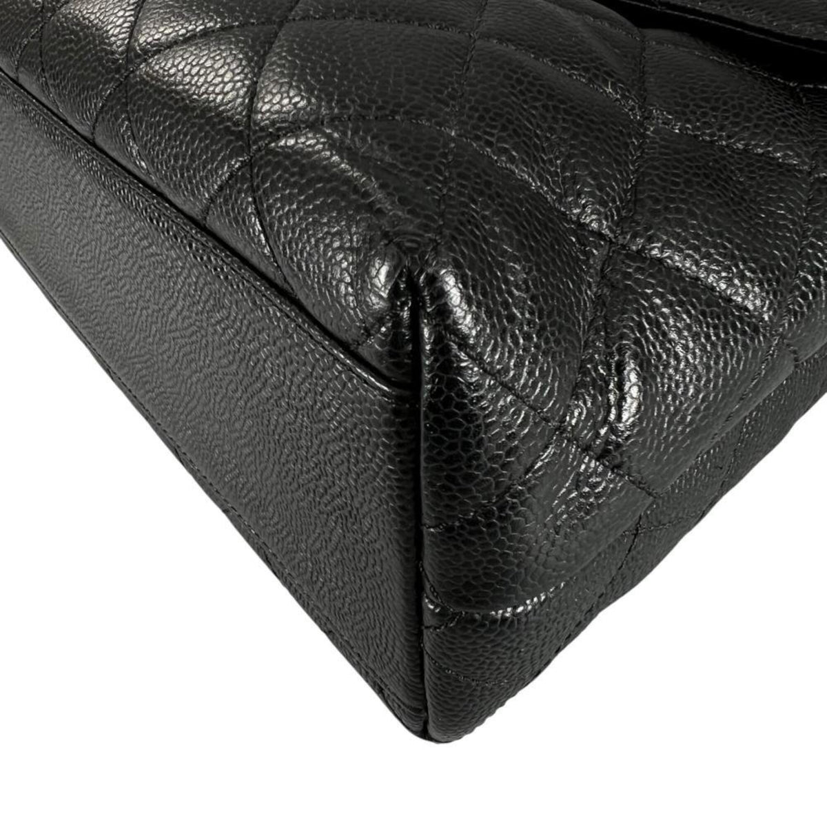 Chanel Matelasse Grained Calfskin Handbag (Pre-Owned)