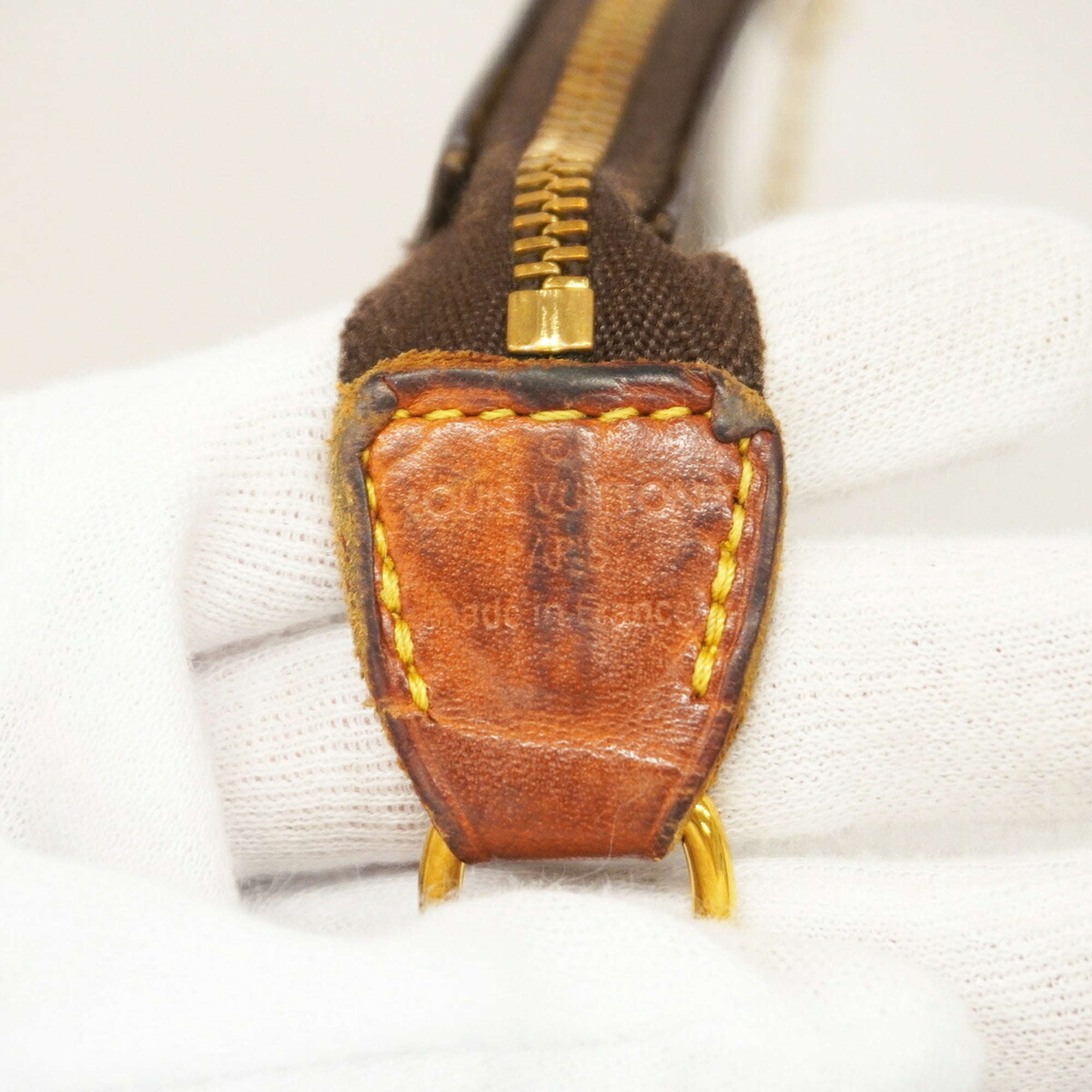 Louis Vuitton Brown Pouch (Pre-Owned)