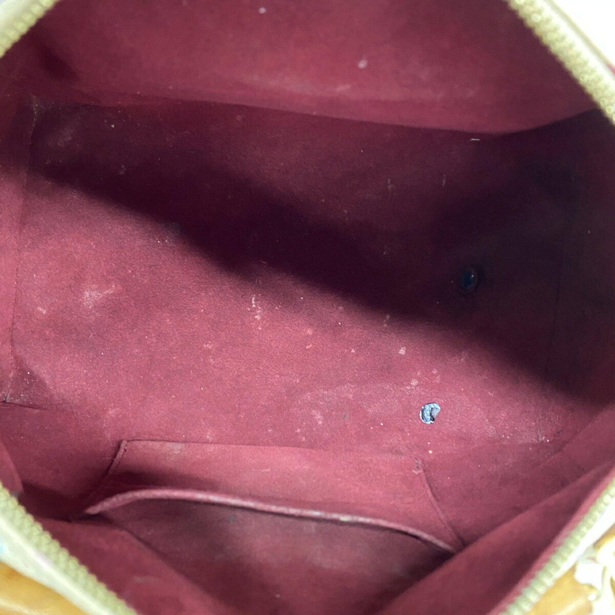 Louis Vuitton Blanc Handbag (Pre-Owned)