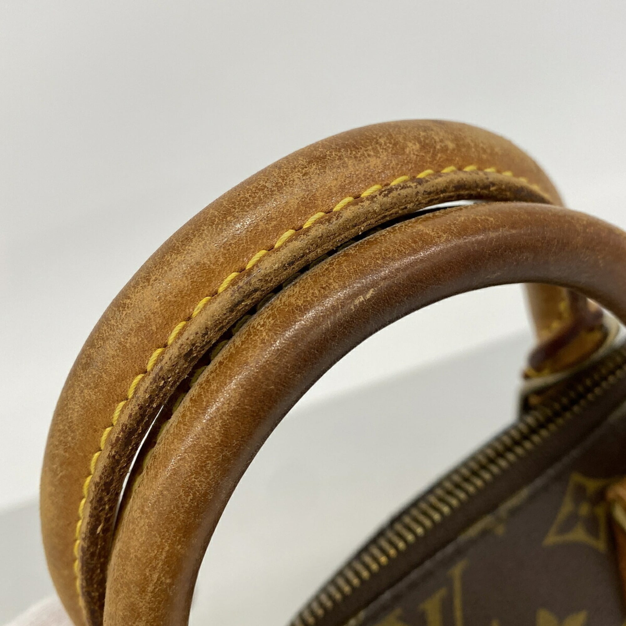 Louis Vuitton Brown Handbag (Pre-Owned)