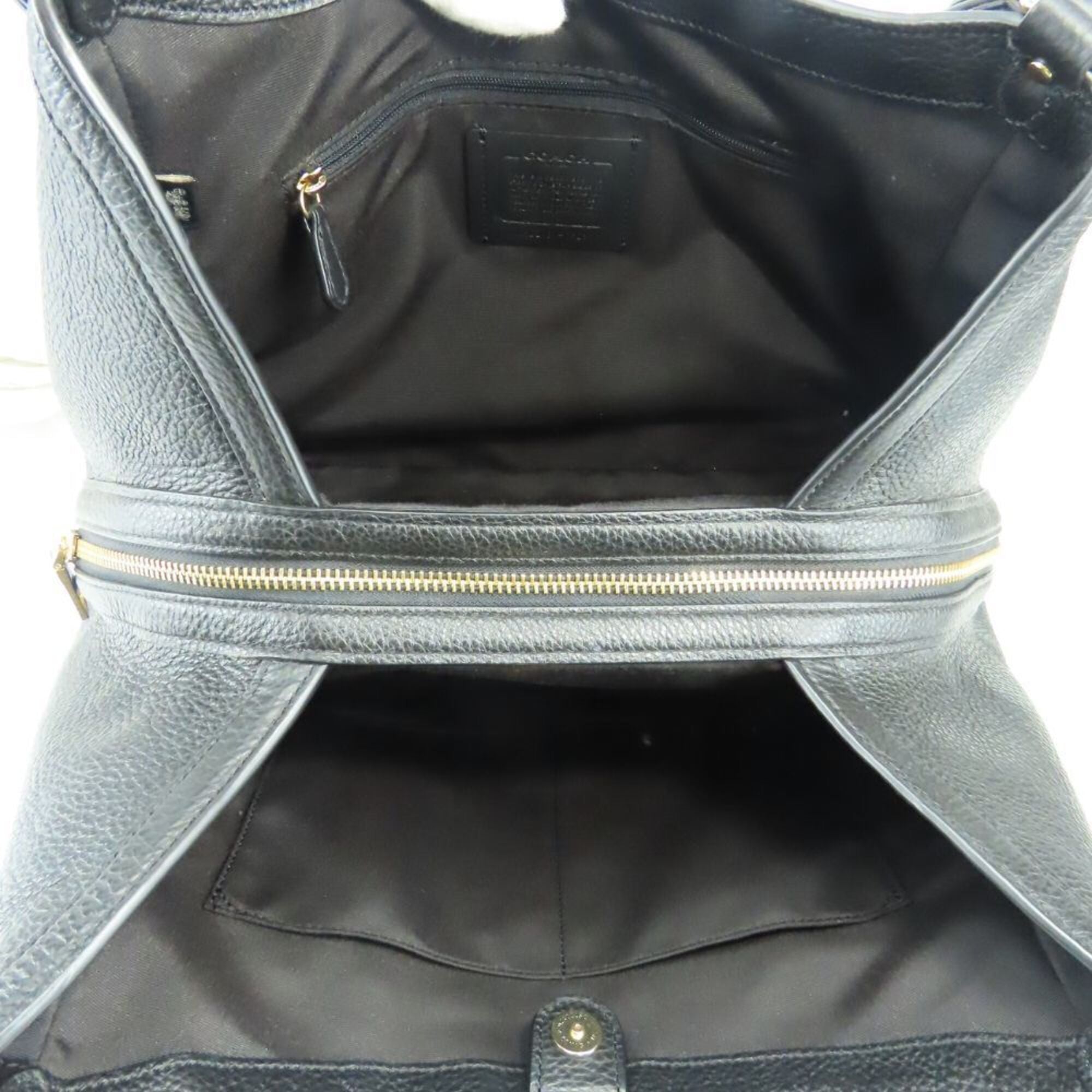 Coach Black Leather Tote Bag (Pre-Owned)