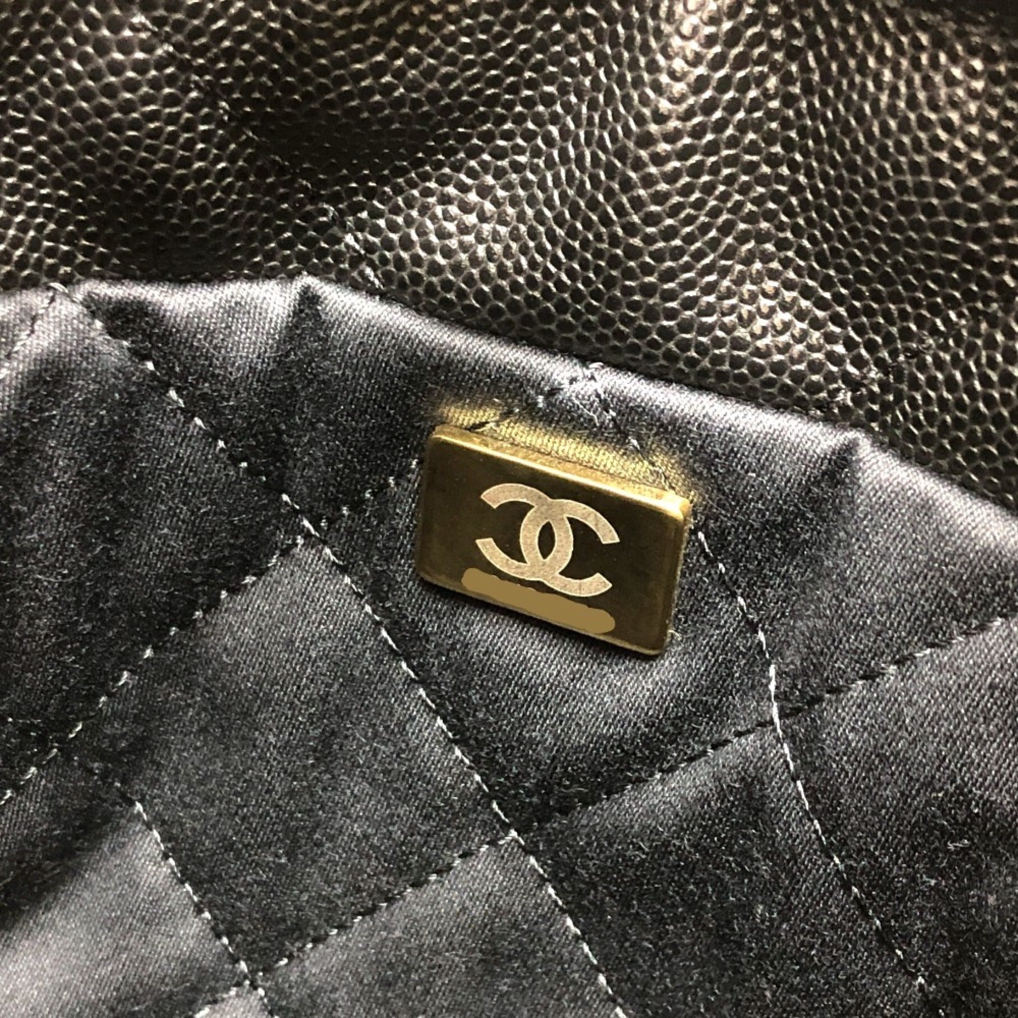 Chanel Black Grained Calfskin Shoulder Bag (Pre-Owned)