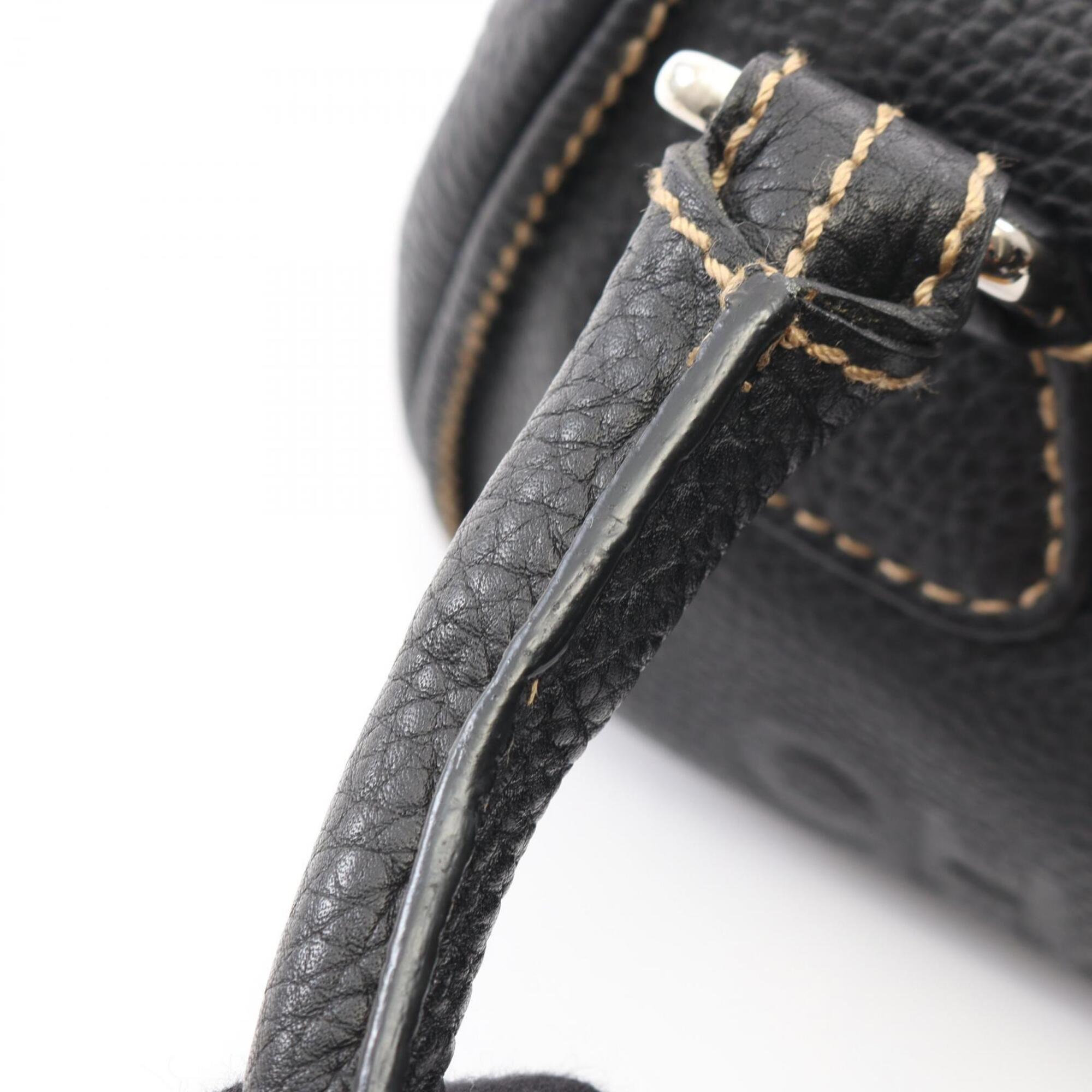 Chanel Black Grained Calfskin Handbag (Pre-Owned)