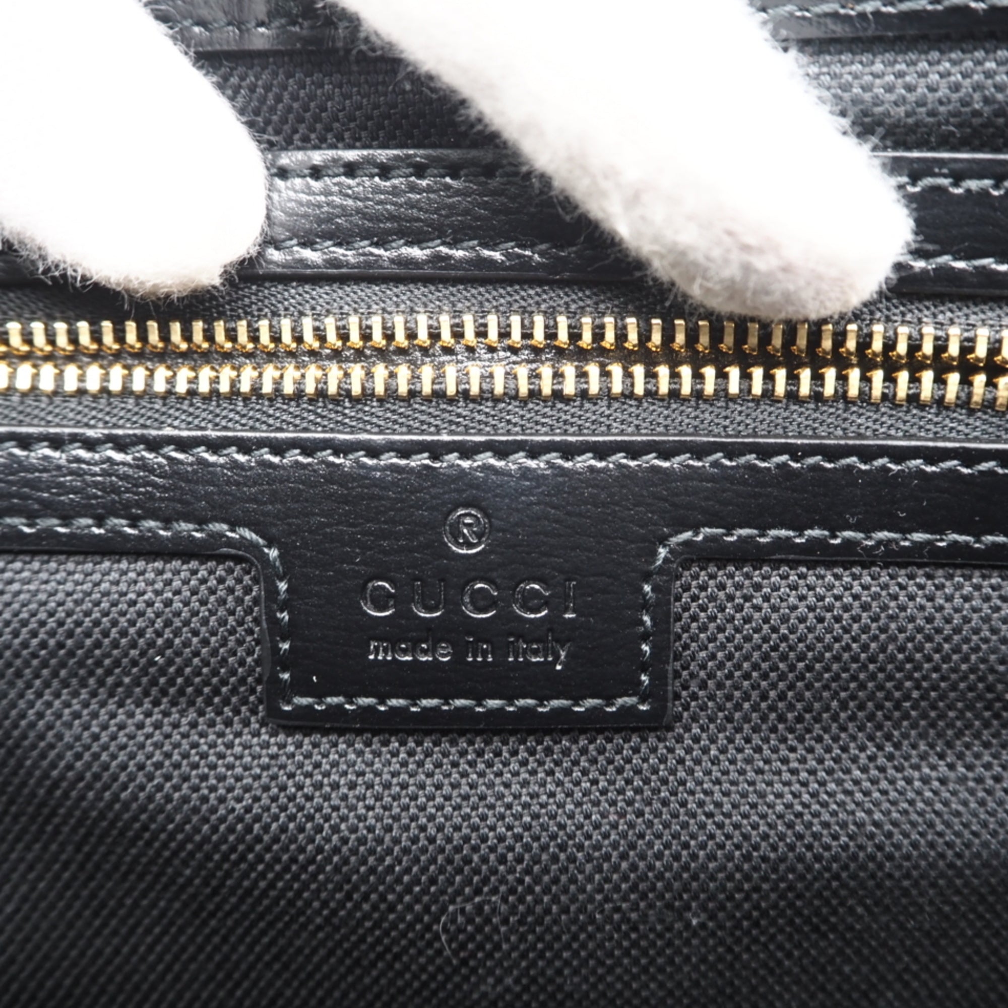 Gucci Black Leather Shoulder Bag (Pre-Owned)