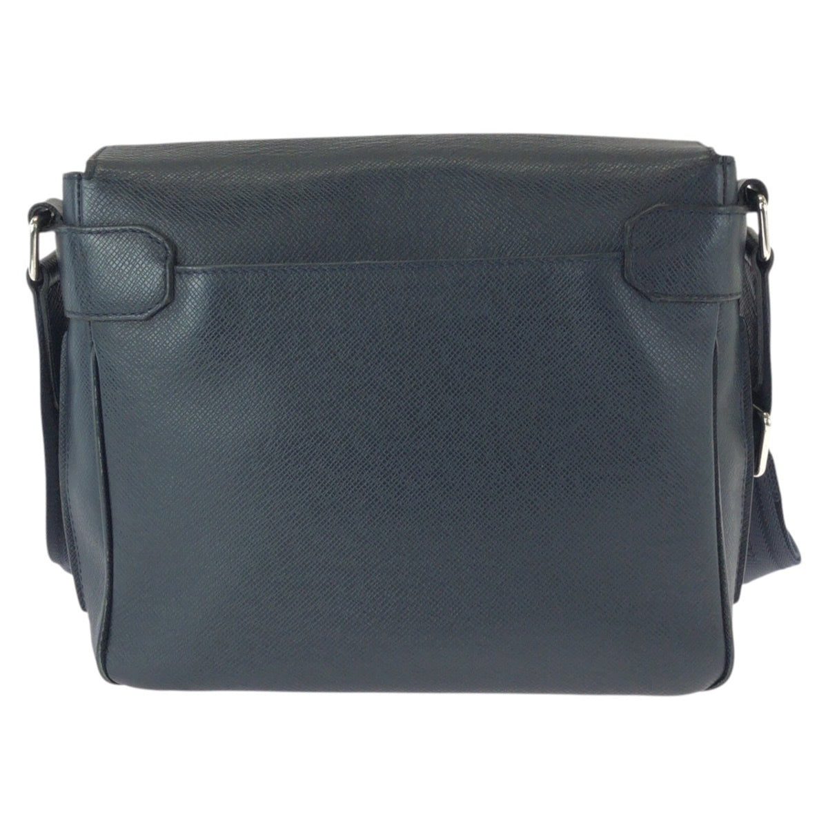 Louis Vuitton Navy Taiga Leather Messenger Bag Shoulder Bag (Pre-Owned)