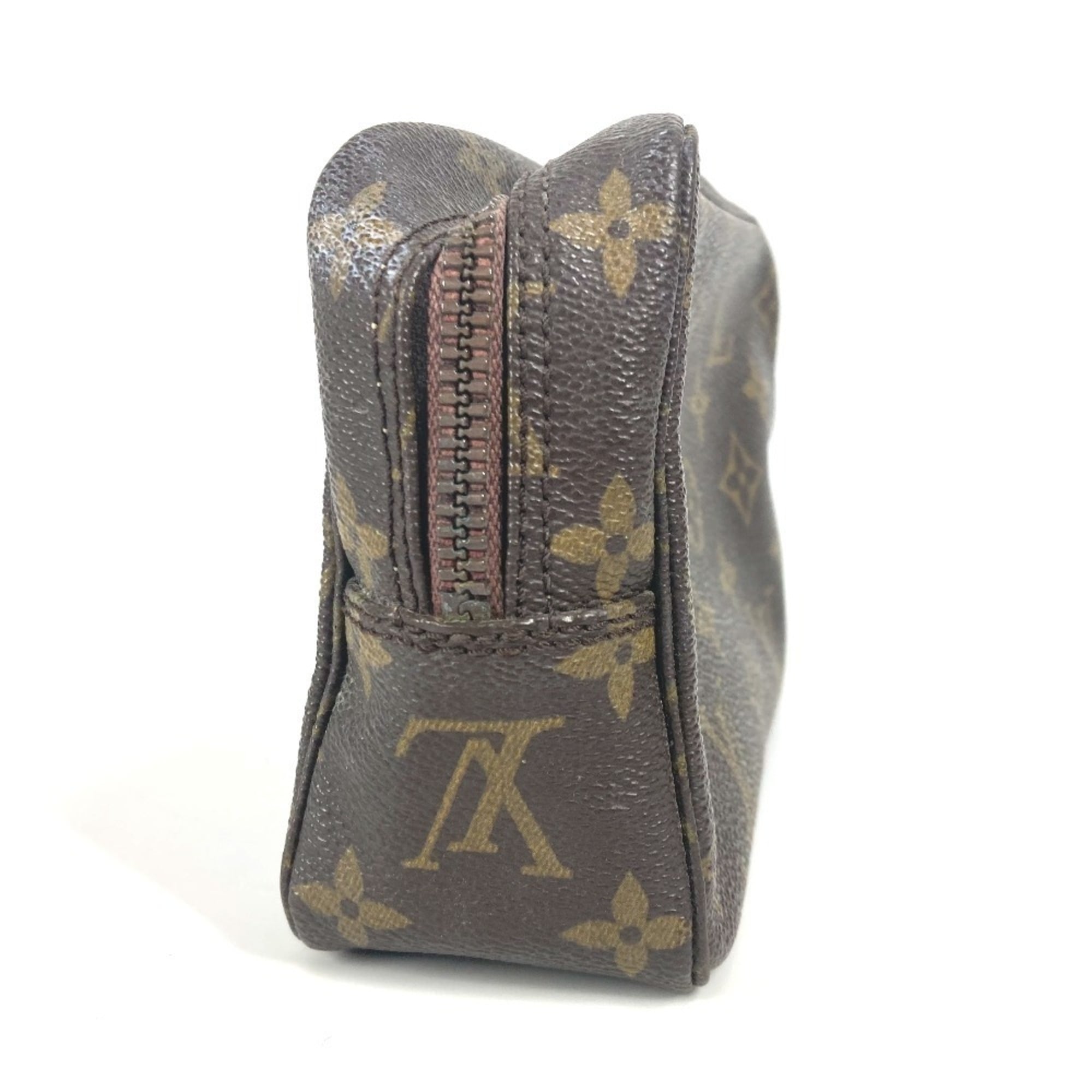 Louis Vuitton Brown Monogram Pouch (Pre-Owned)