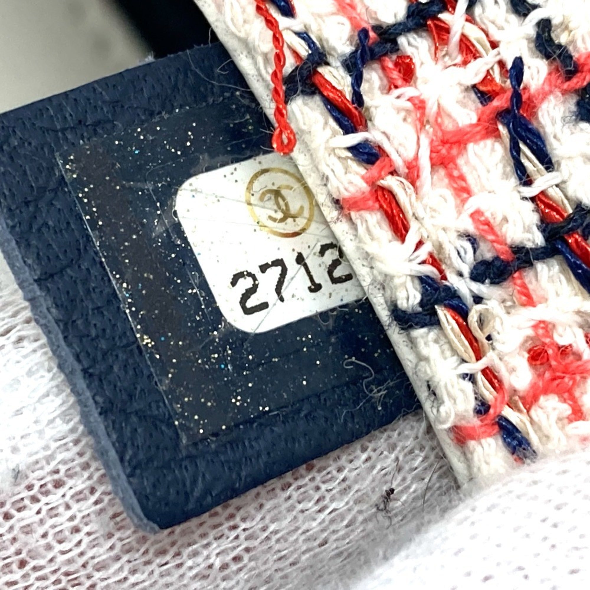 Chanel Red Color White Tweed Leather Pochette Shoulder Bag (Pre-Owned)