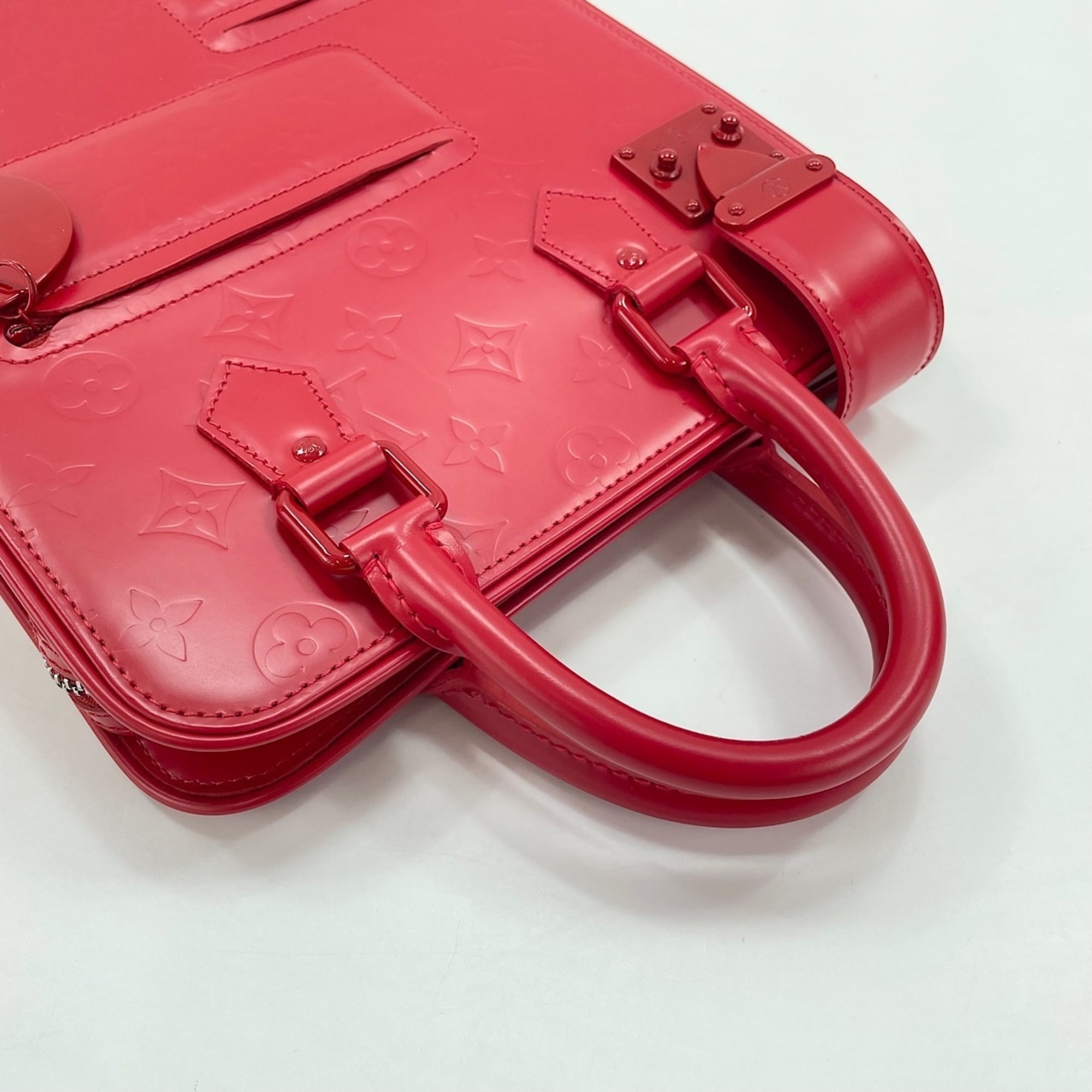 Louis Vuitton Red Color Handbag (Pre-Owned)