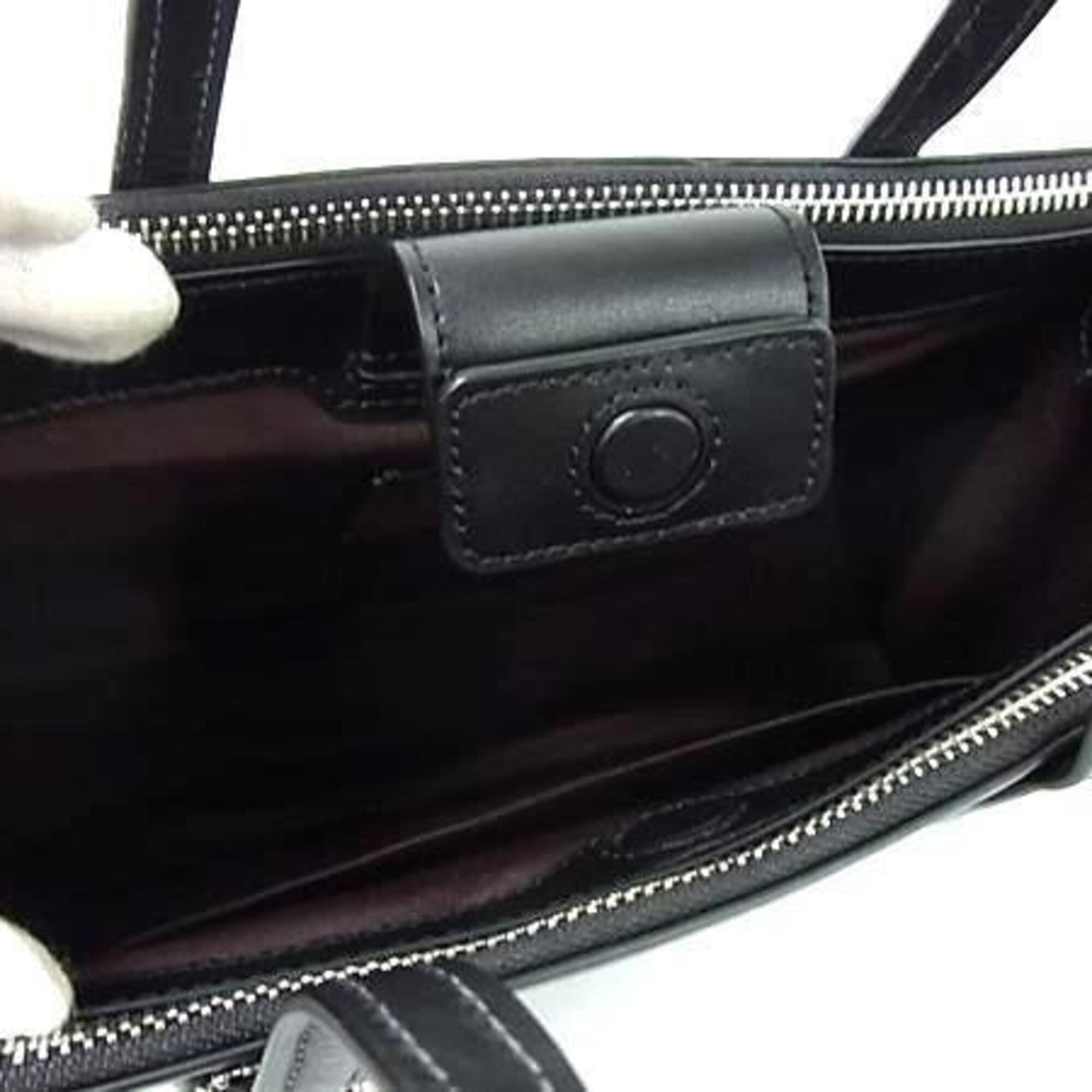 Coach Black Leather Handbag (Pre-Owned)