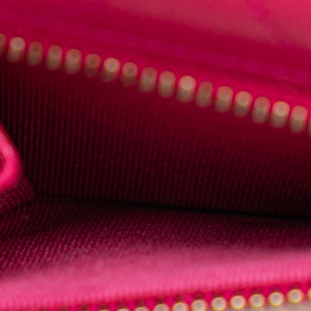 Chanel Pink Grained Calfskin Wallet (Bi-Fold) (Pre-Owned)
