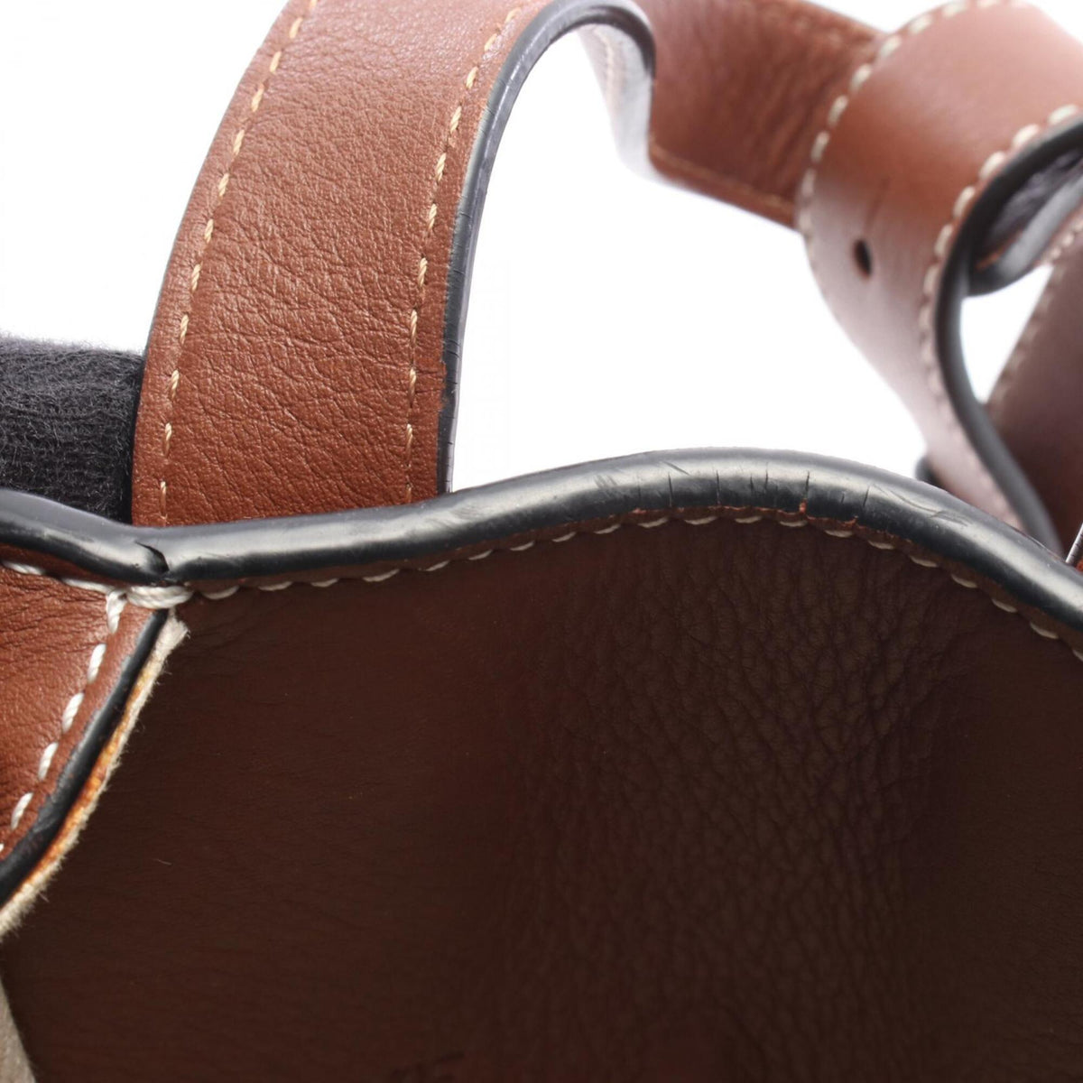 Loewe Brown Leather Handbag (Pre-Owned)