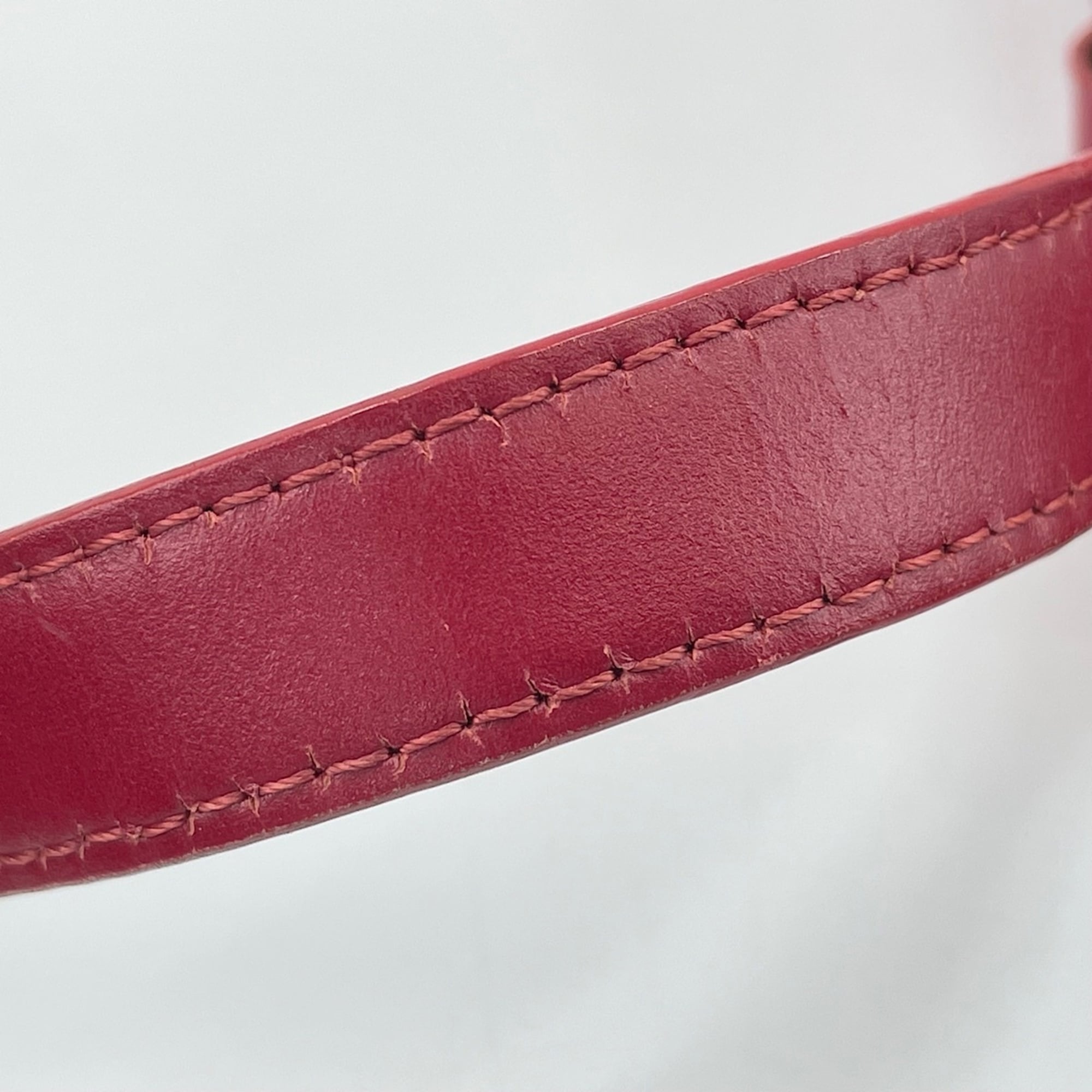 Celine Red Color Shoulder Bag (Pre-Owned)