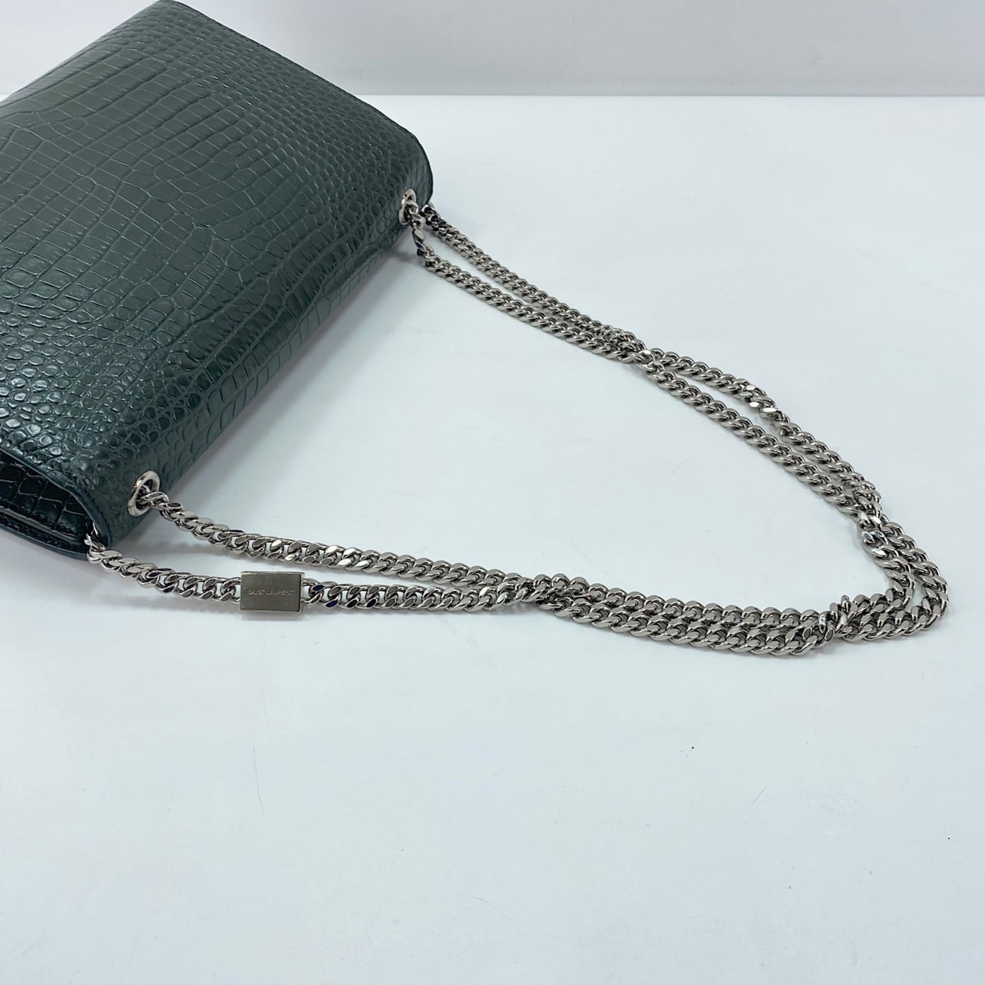 Yves Saint Laurent Green Leather Shoulder Bag (Pre-Owned)