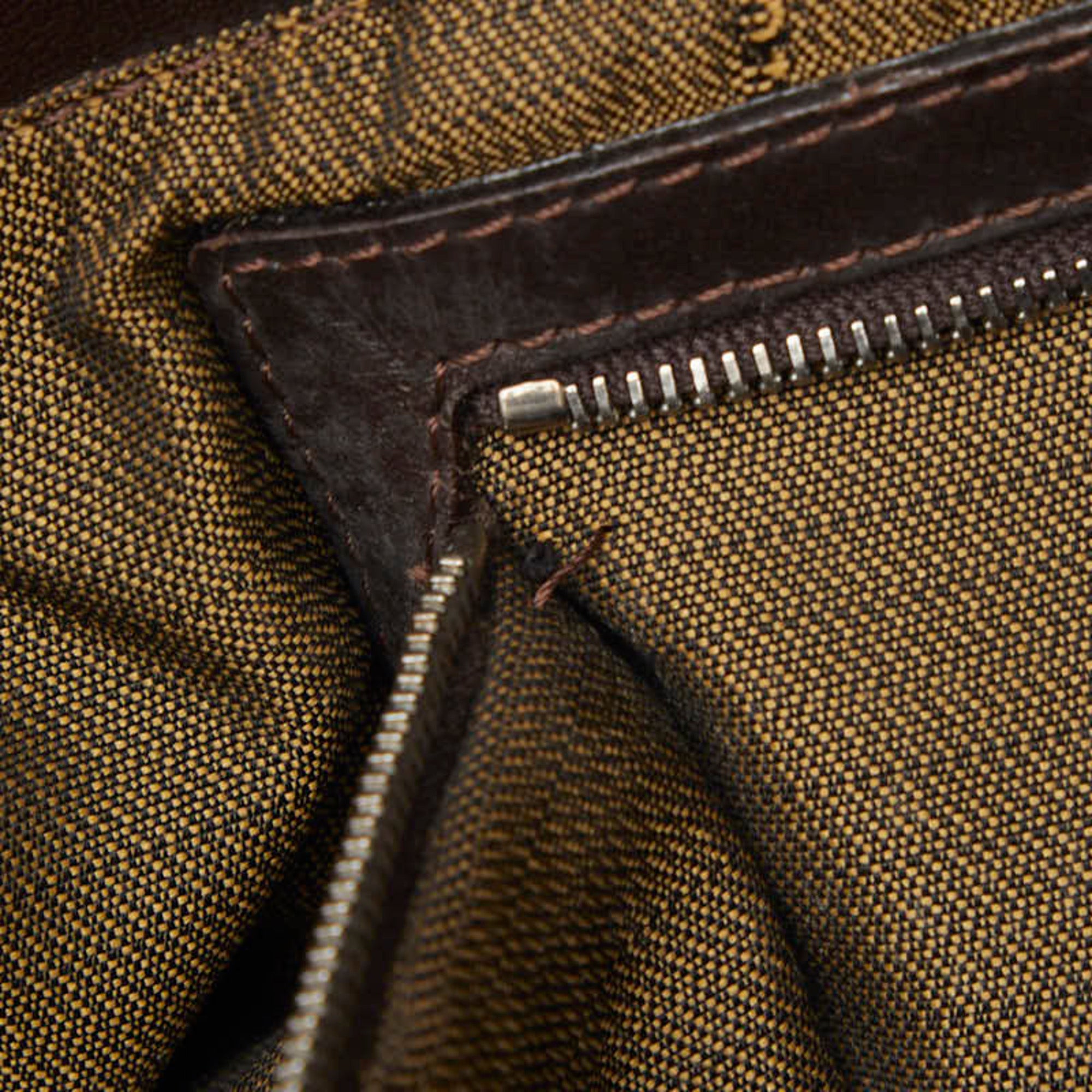 Fendi Brown Canvas Leather Shoulder Bag (Pre-Owned)