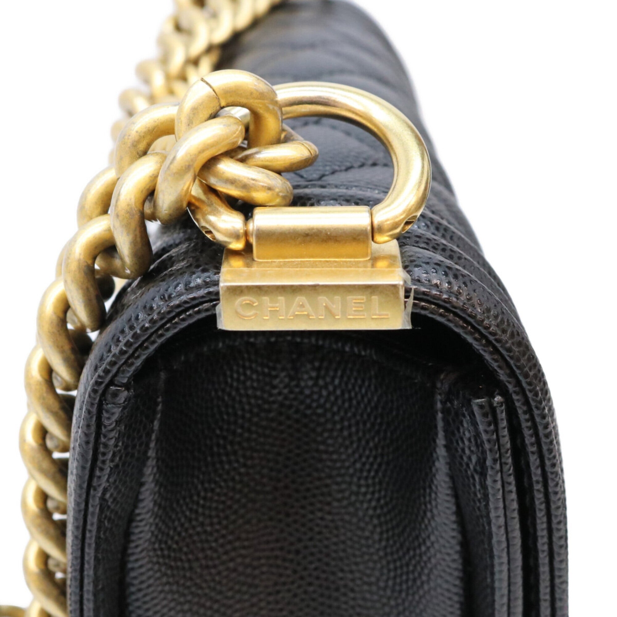Chanel Black Grained Calfskin Shoulder Bag (Pre-Owned)