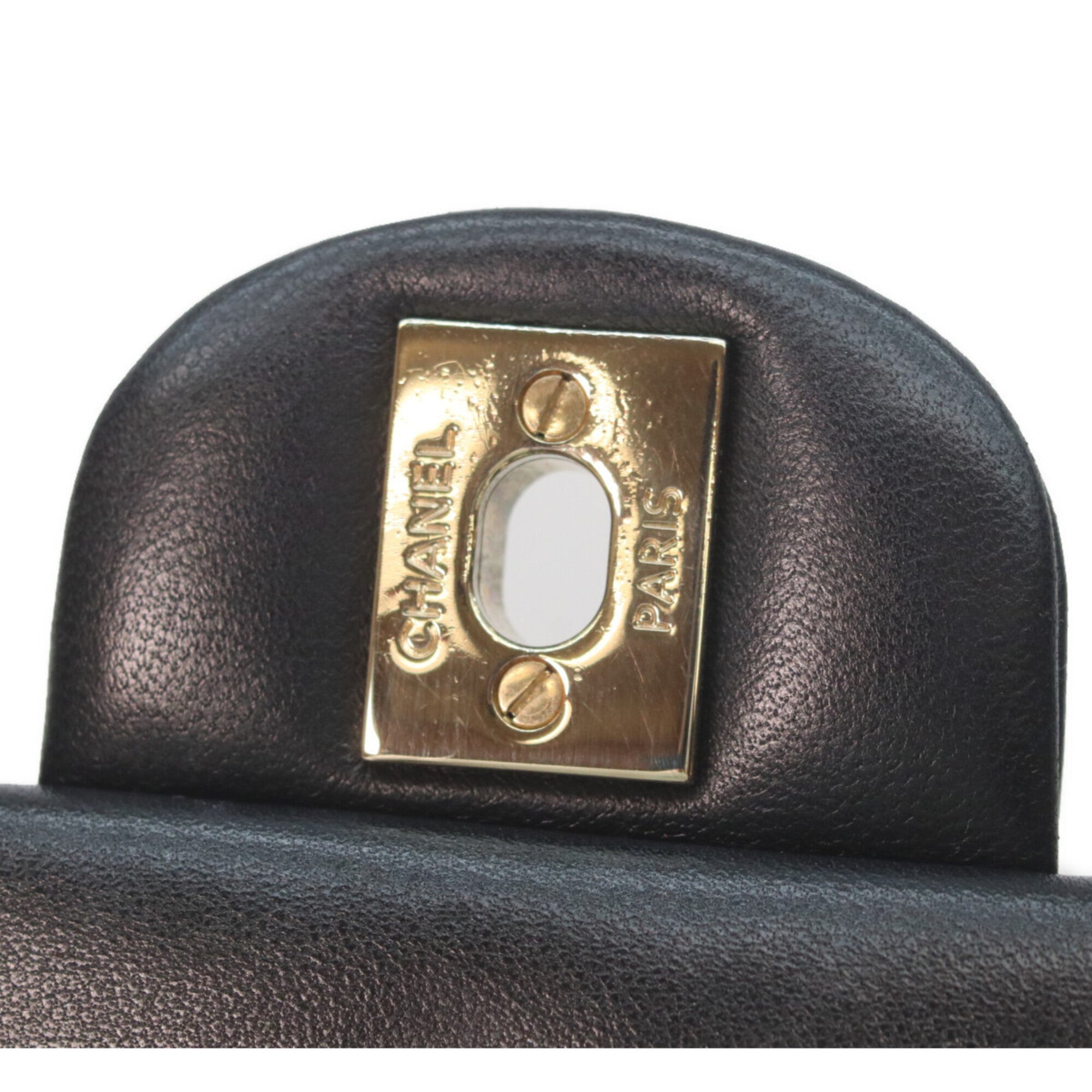 Chanel Black Leather Shoulder Bag (Pre-Owned)