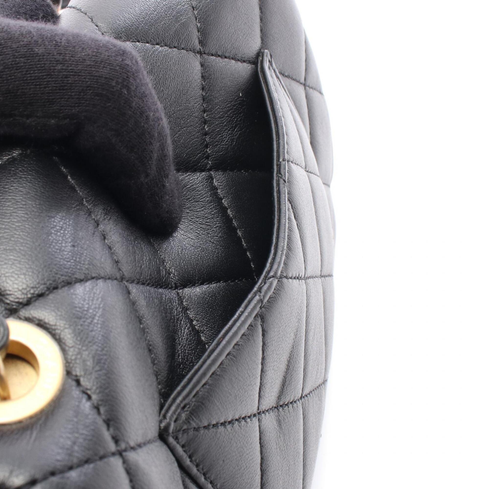 Chanel Black Leather Handbag Shoulder Bag (Pre-Owned)